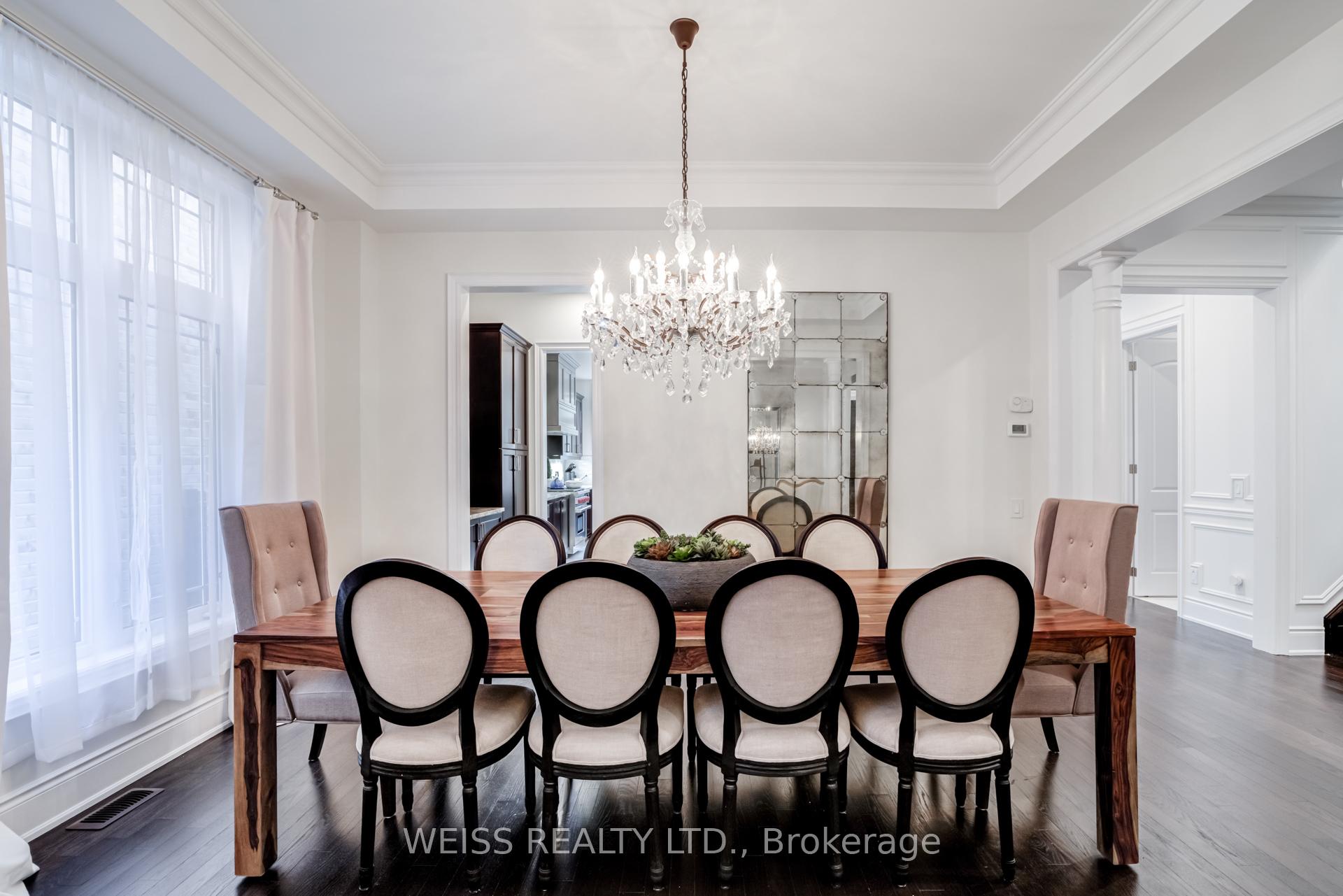 Photo 8 of 43 Chesney Crescent, Vaughan, Kleinburg — HOMEH