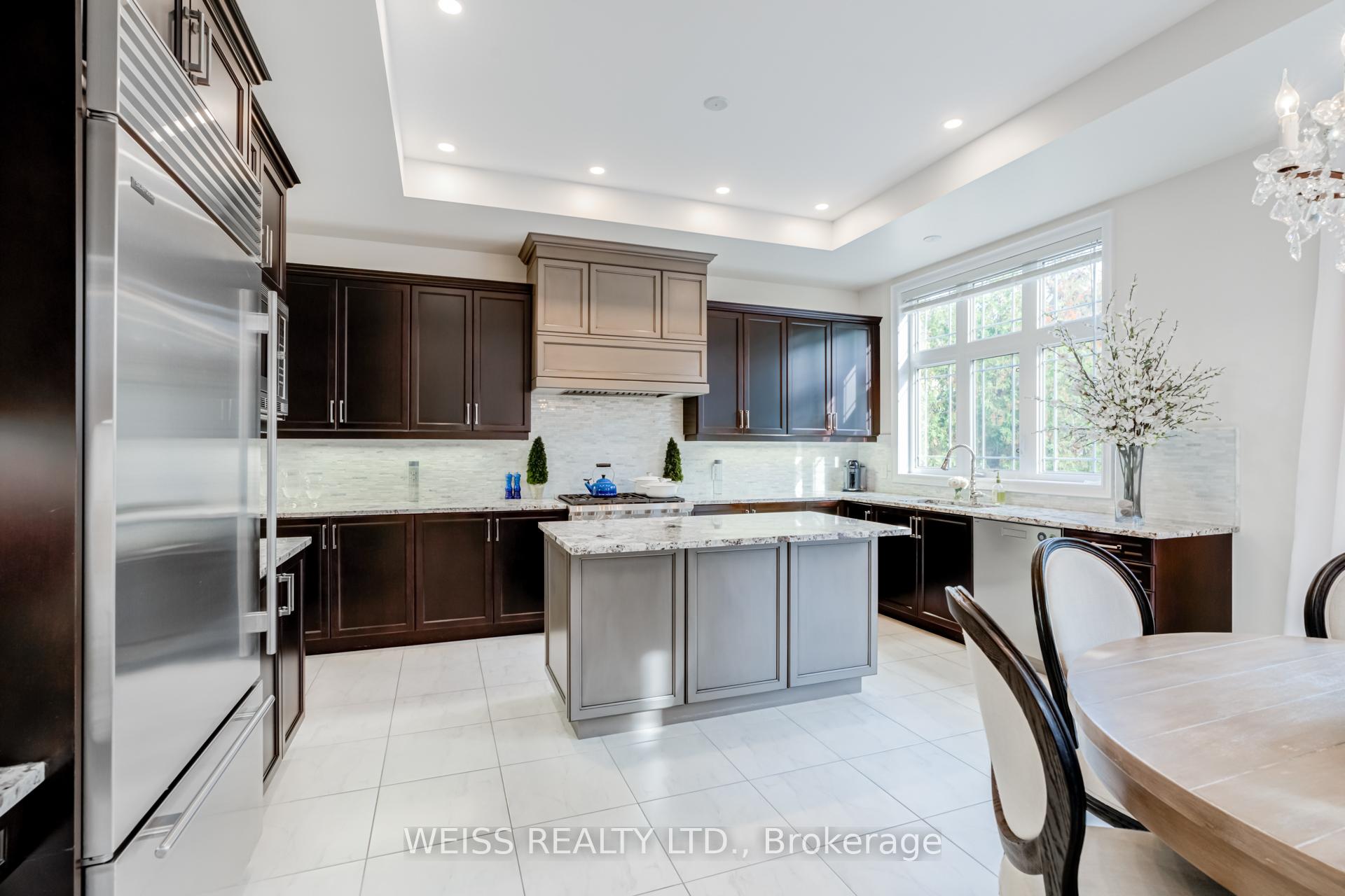 Photo 15 of 43 Chesney Crescent, Vaughan, Kleinburg — HOMEH