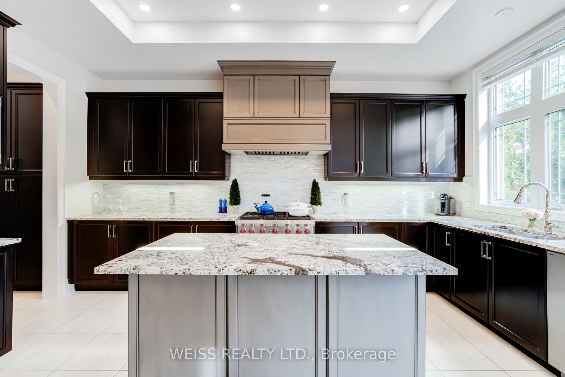 Photo 17 of 43 Chesney Crescent, Vaughan, Kleinburg — HOMEH
