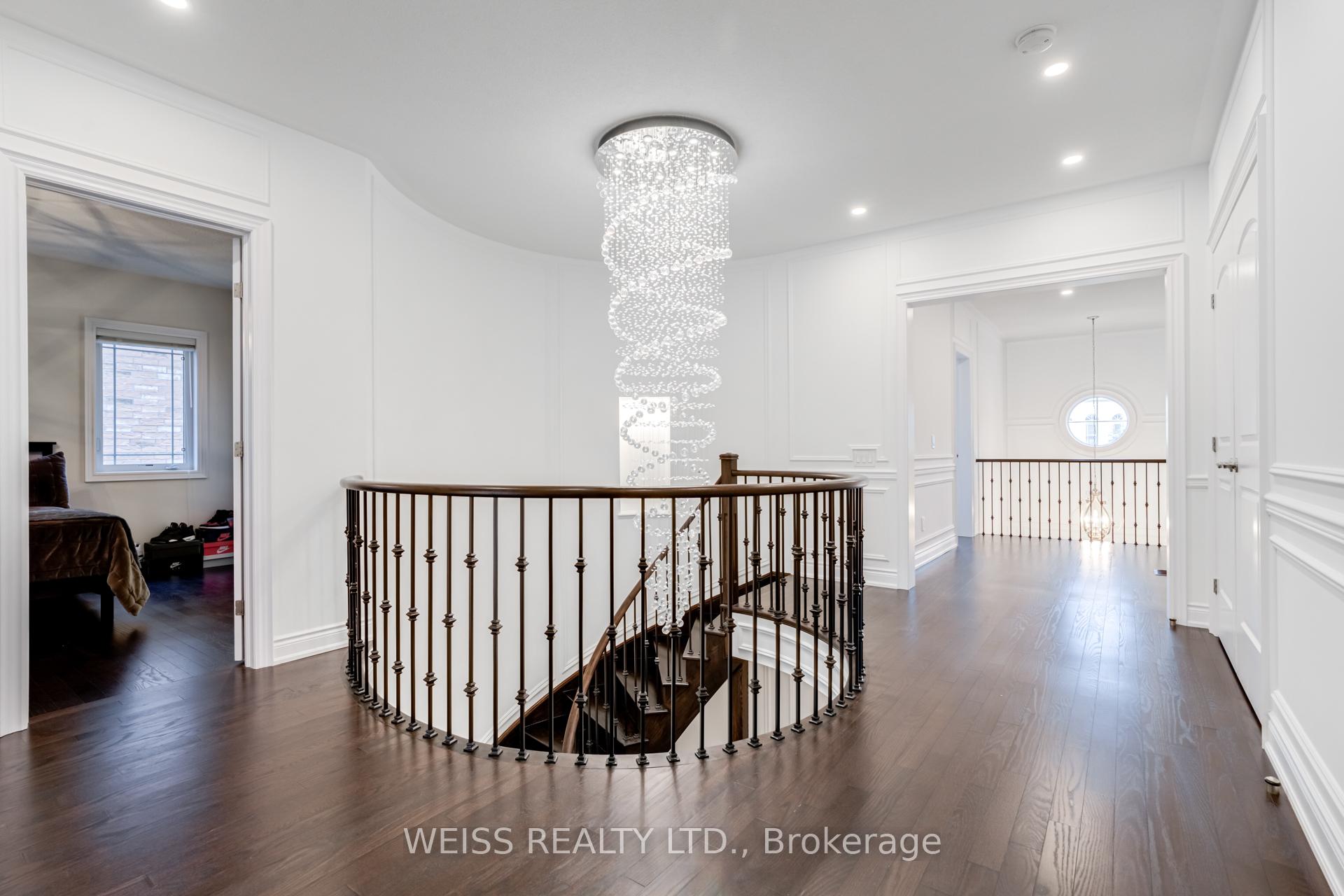 Photo 33 of 43 Chesney Crescent, Vaughan, Kleinburg — HOMEH