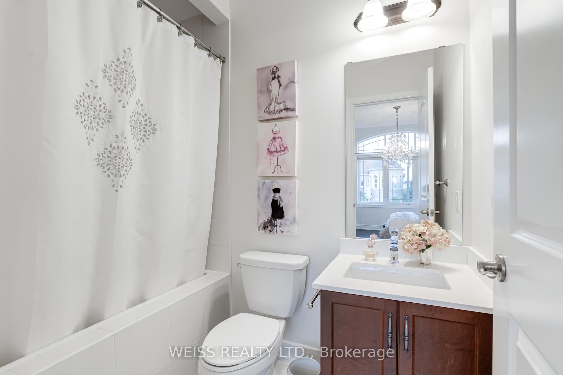 Photo 38 of 43 Chesney Crescent, Vaughan, Kleinburg — HOMEH