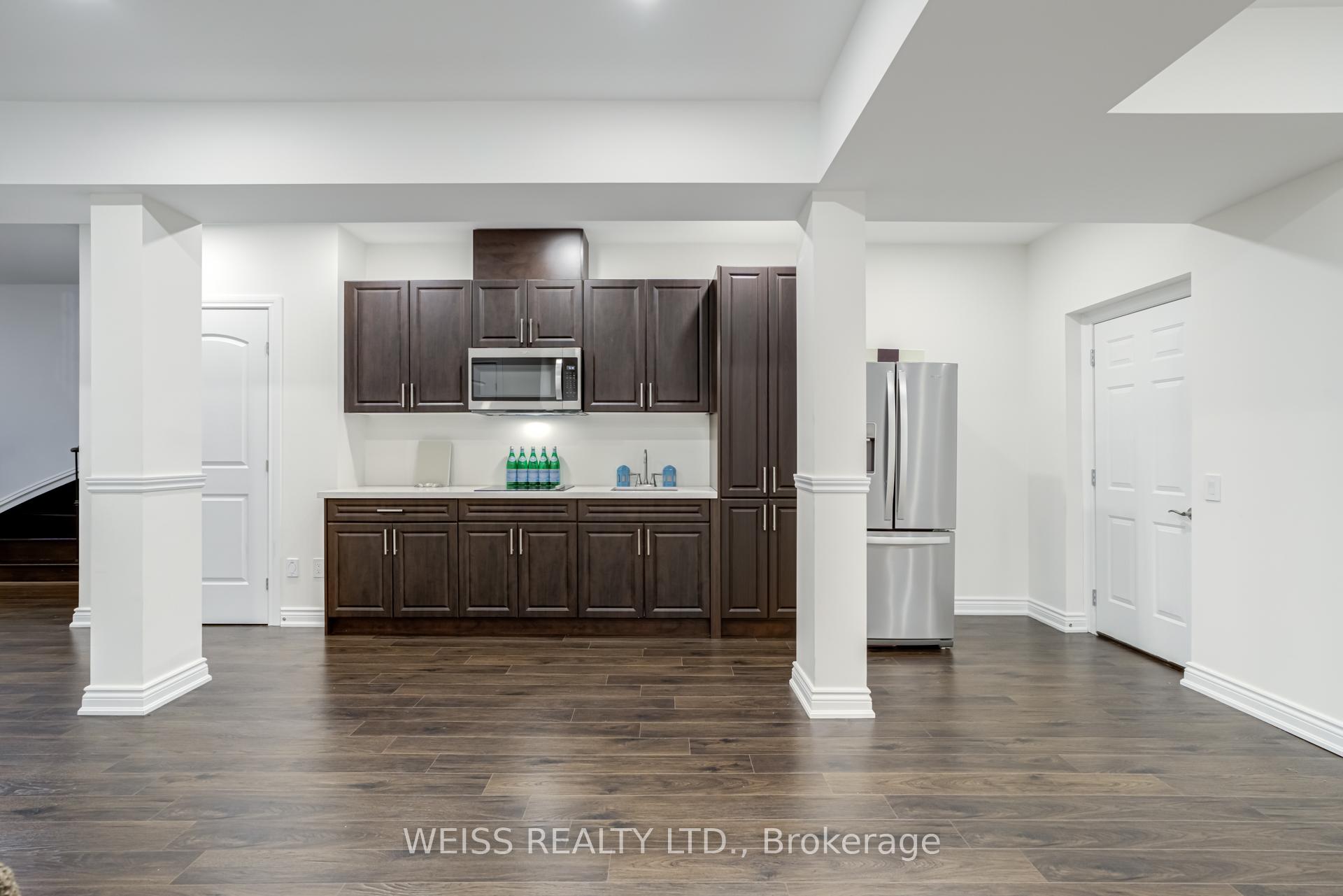 Photo 44 of 43 Chesney Crescent, Vaughan, Kleinburg — HOMEH