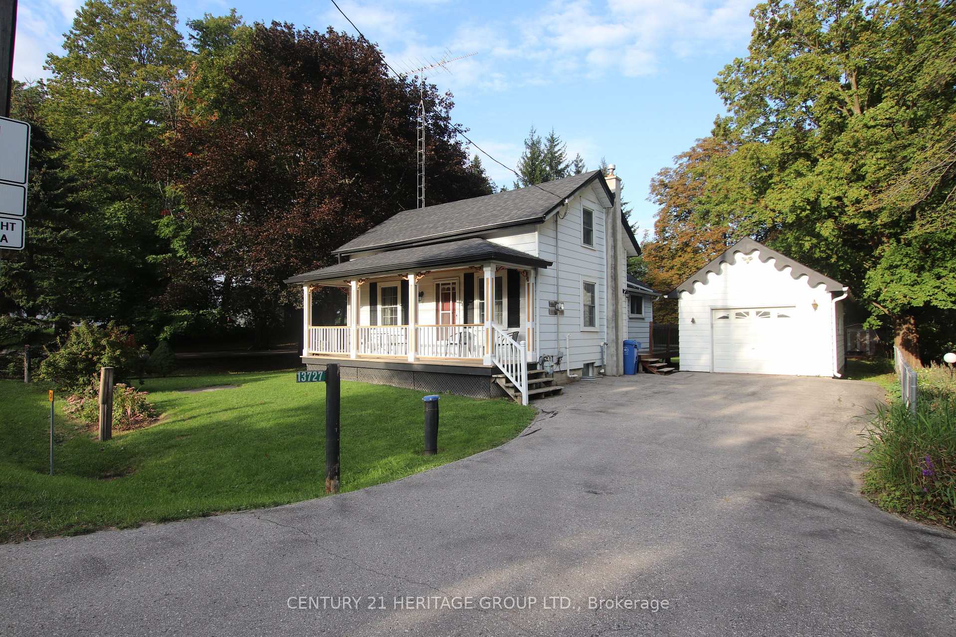 Photo 2 of 13727 Ninth Line, Whitchurch-Stouffville, Ballantrae — HOMEH