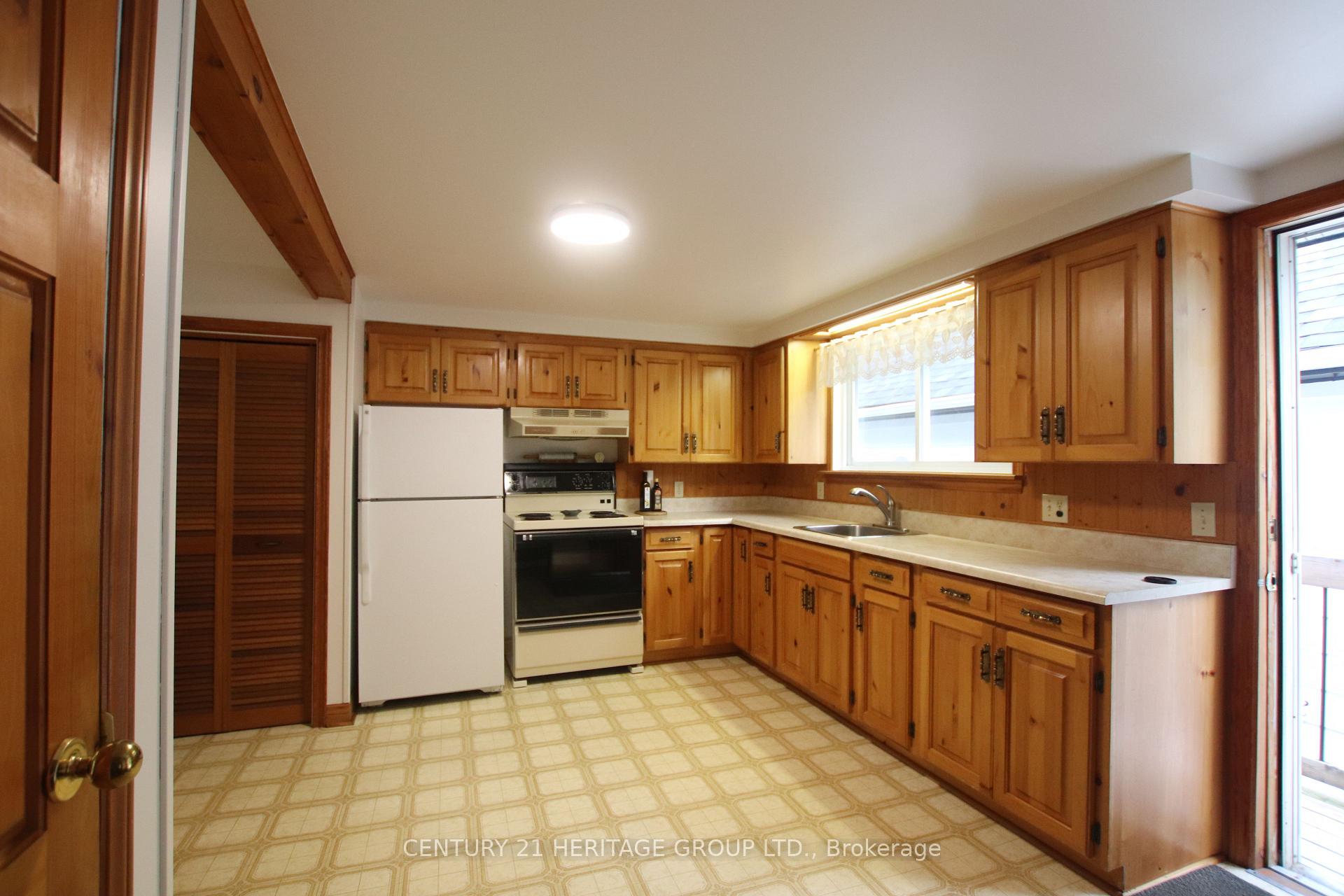 Photo 8 of 13727 Ninth Line, Whitchurch-Stouffville, Ballantrae — HOMEH