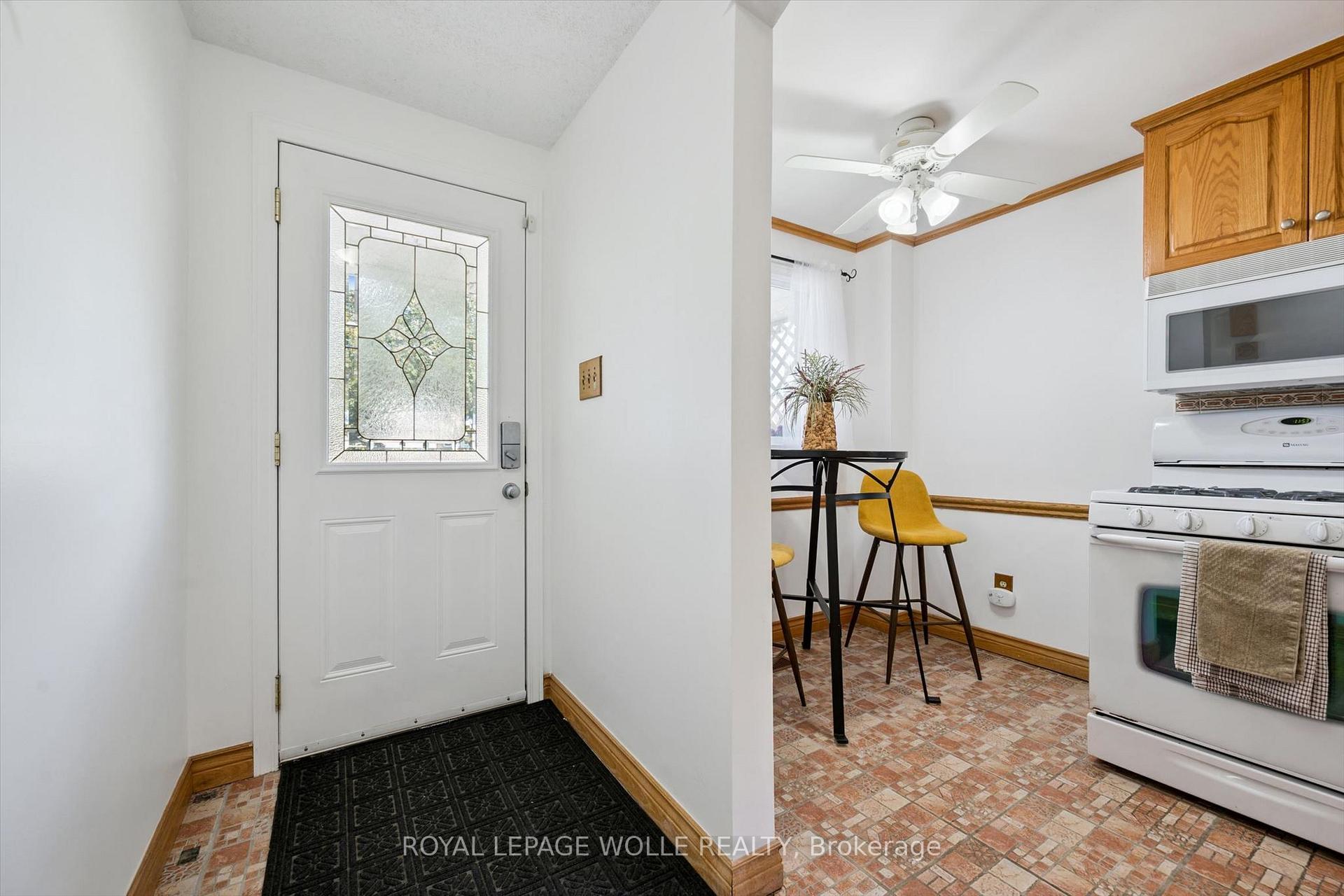 Photo 6 of 616 Westheights Drive, Kitchener, Forest Heights — HOMEH
