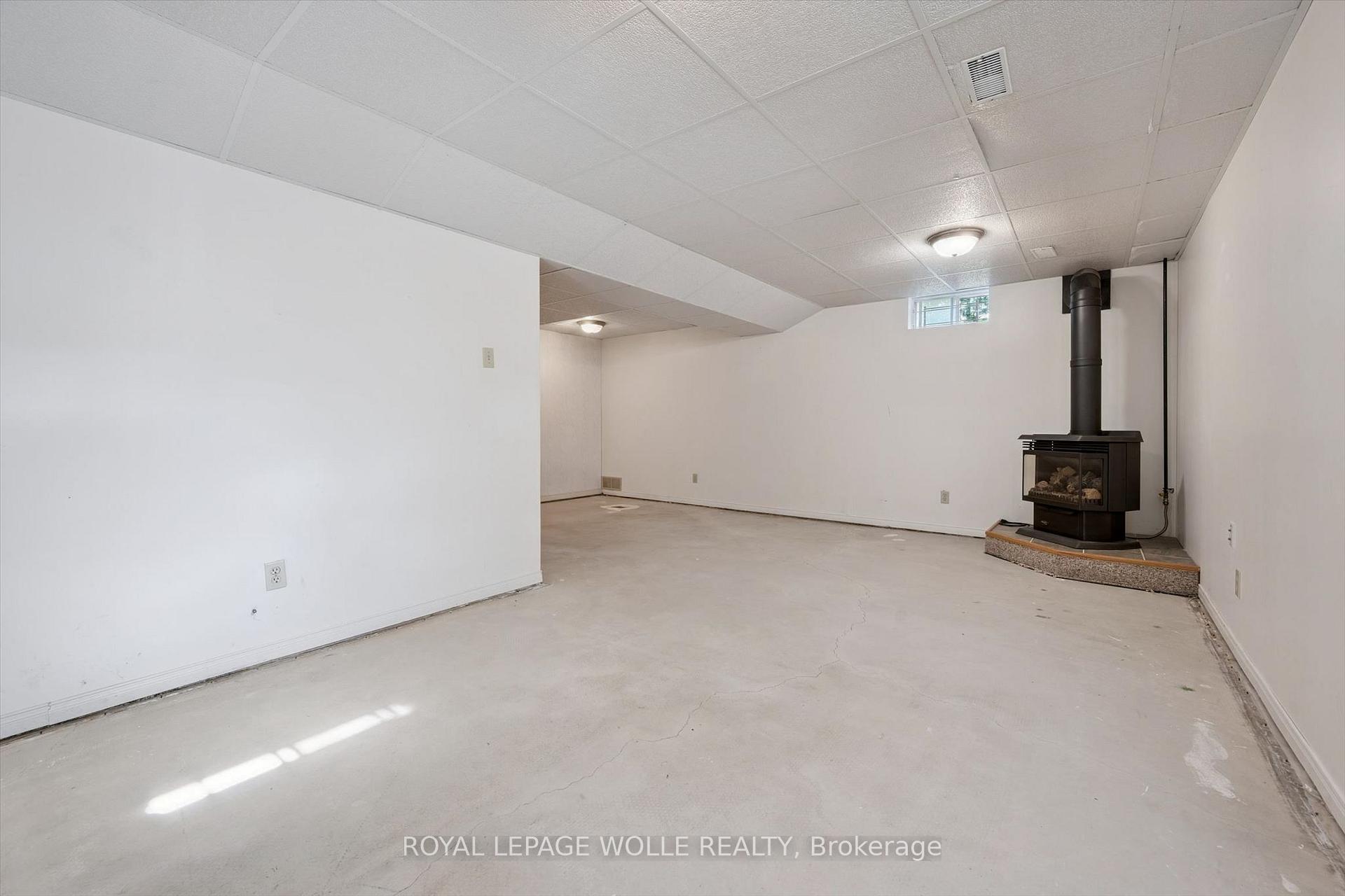 Photo 27 of 616 Westheights Drive, Kitchener, Forest Heights — HOMEH