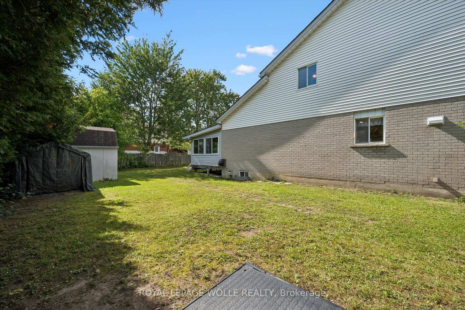 Photo 32 of 616 Westheights Drive, Kitchener, Forest Heights — HOMEH