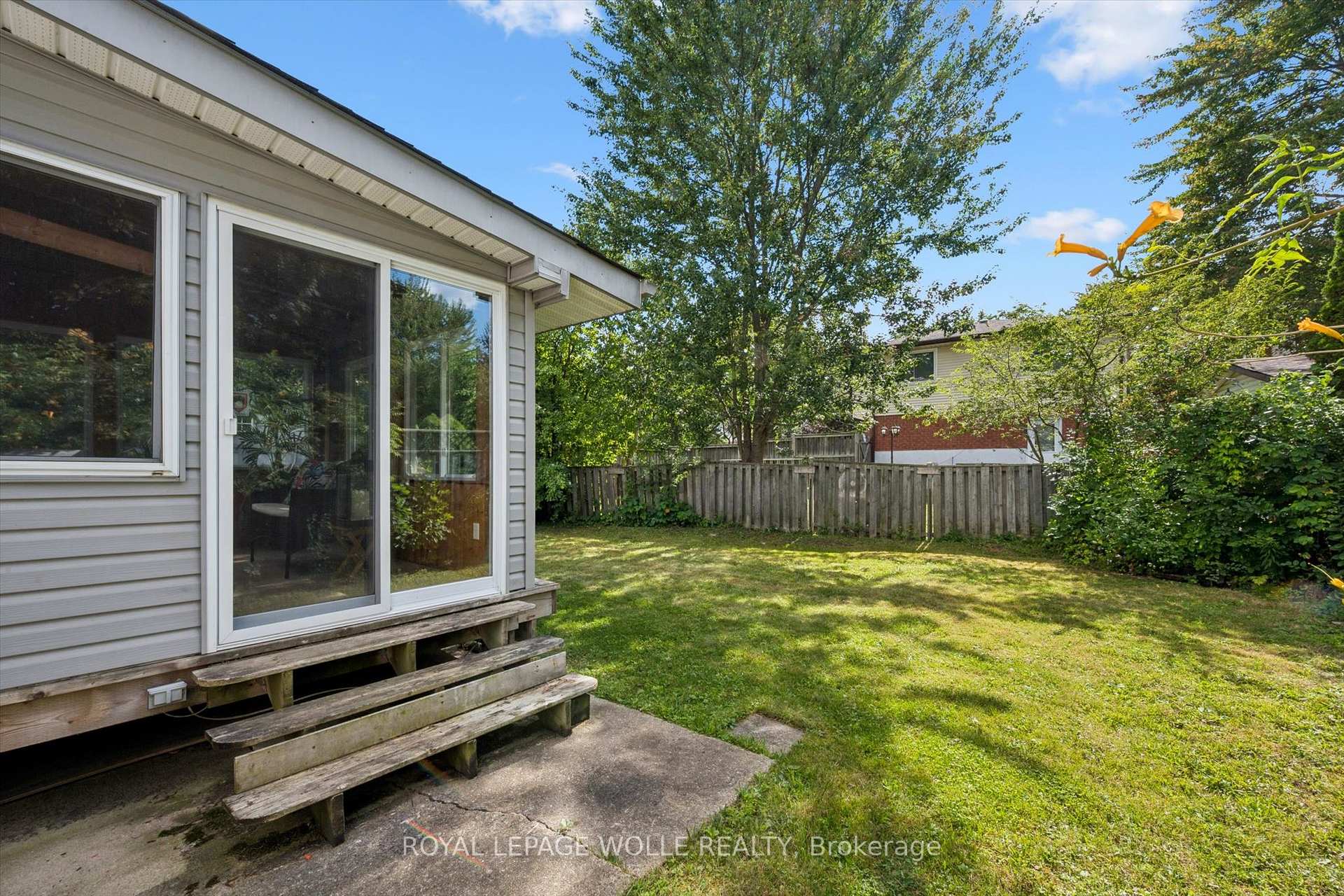 Photo 34 of 616 Westheights Drive, Kitchener, Forest Heights — HOMEH