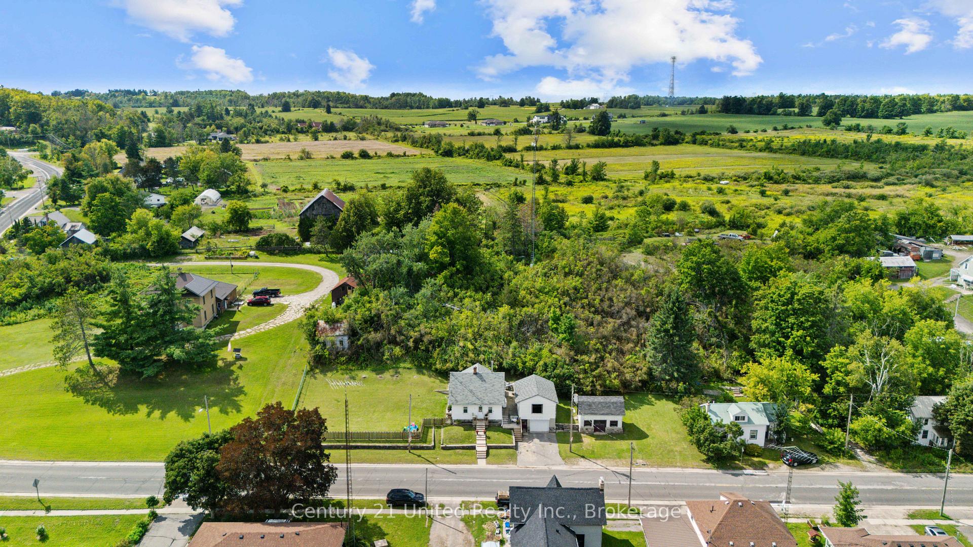 Photo 33 of 882 Peterborough Street, Douro-Dummer — HOMEH