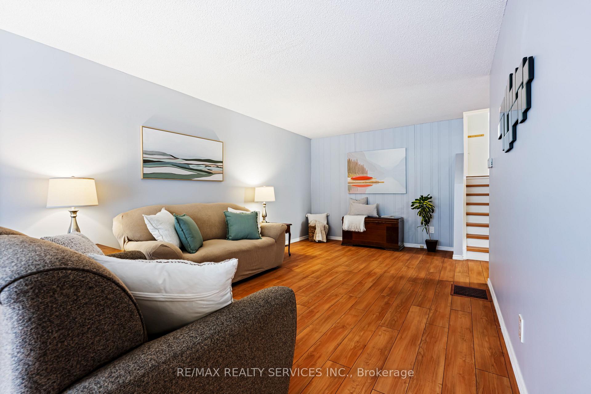Photo 11 of 6 Glenridge Road, Brampton, Northgate — HOMEH