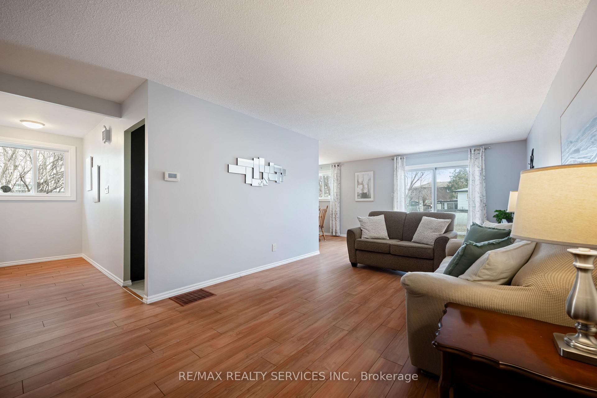 Photo 12 of 6 Glenridge Road, Brampton, Northgate — HOMEH