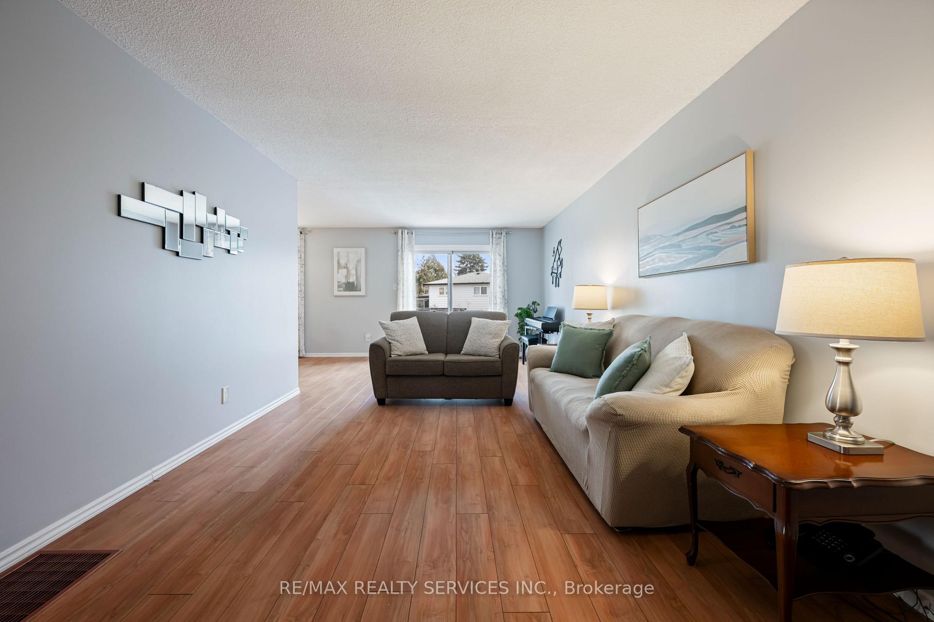 Photo 14 of 6 Glenridge Road, Brampton, Northgate — HOMEH