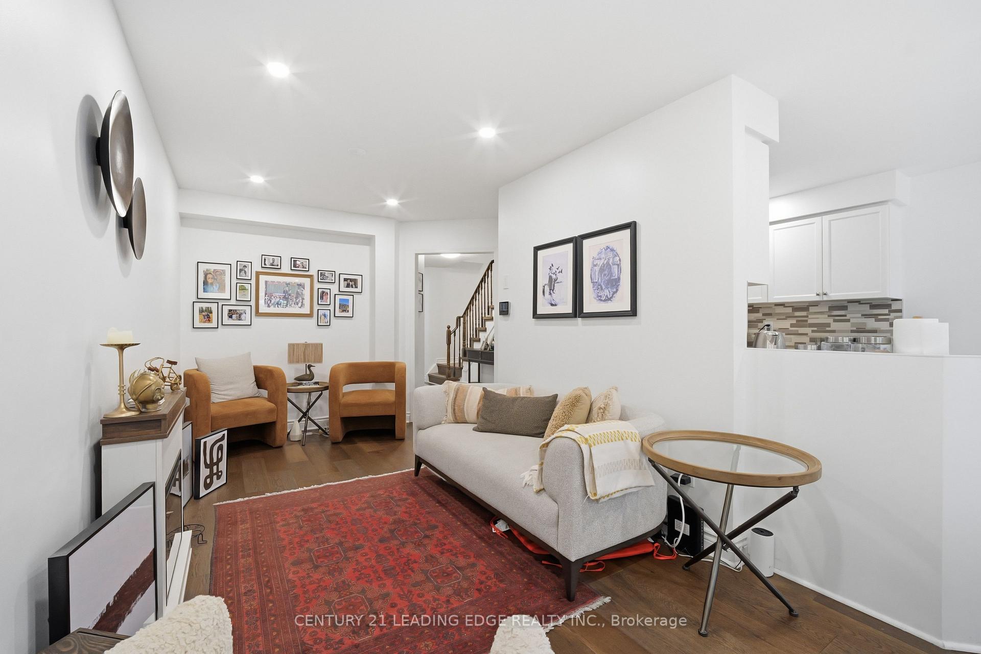 Photo 5 of 1141 Westview Terrace, Oakville, West Oak Trails — HOMEH