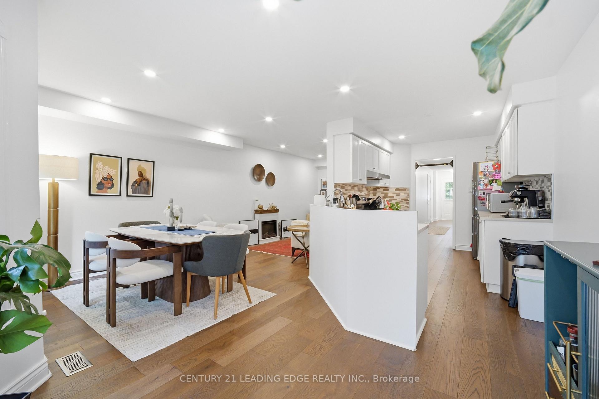 Photo 11 of 1141 Westview Terrace, Oakville, West Oak Trails — HOMEH