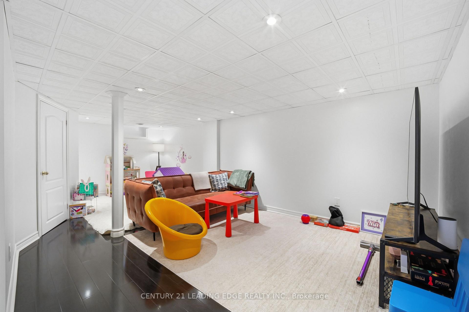 Photo 24 of 1141 Westview Terrace, Oakville, West Oak Trails — HOMEH