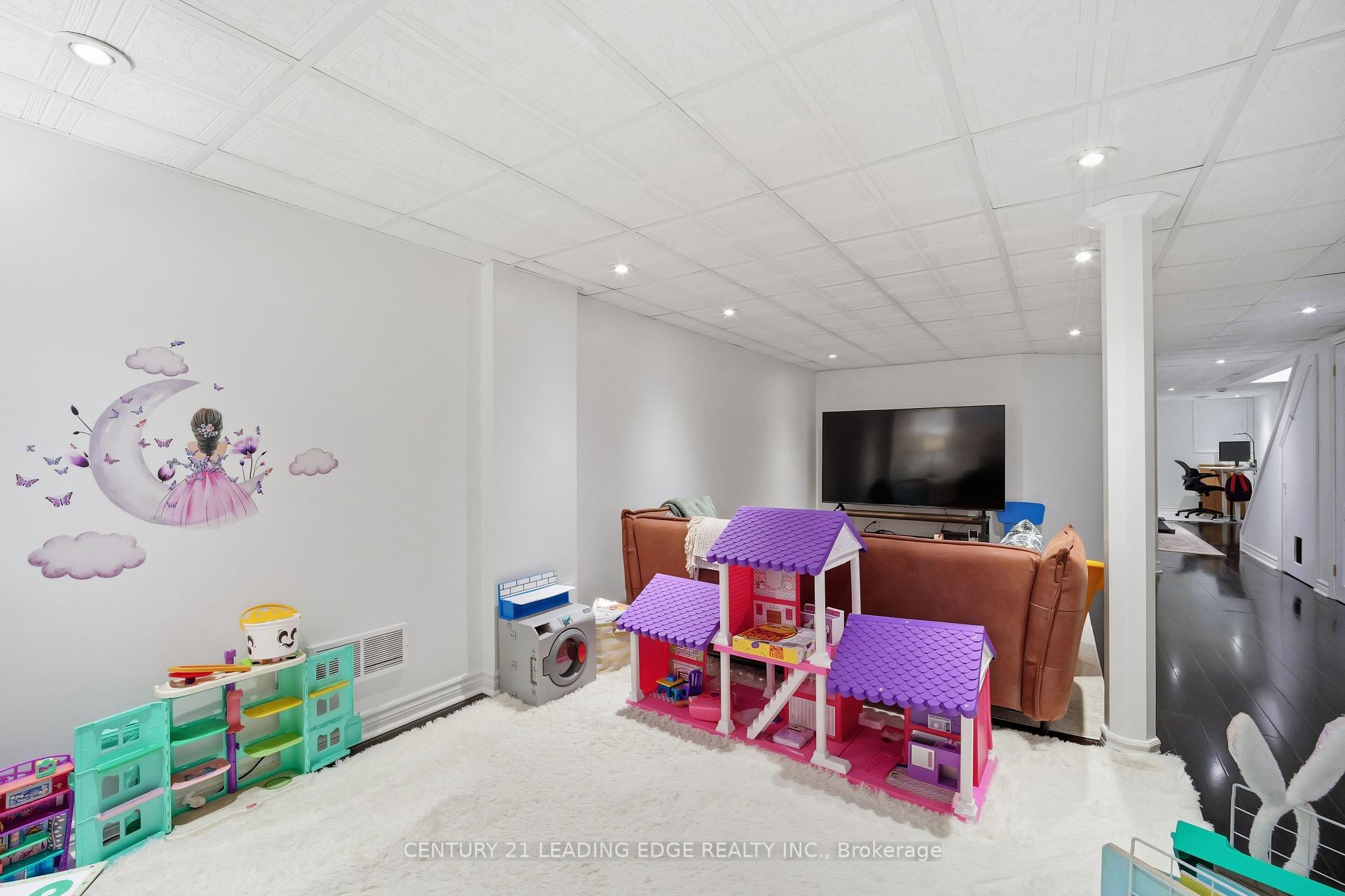 Photo 25 of 1141 Westview Terrace, Oakville, West Oak Trails — HOMEH