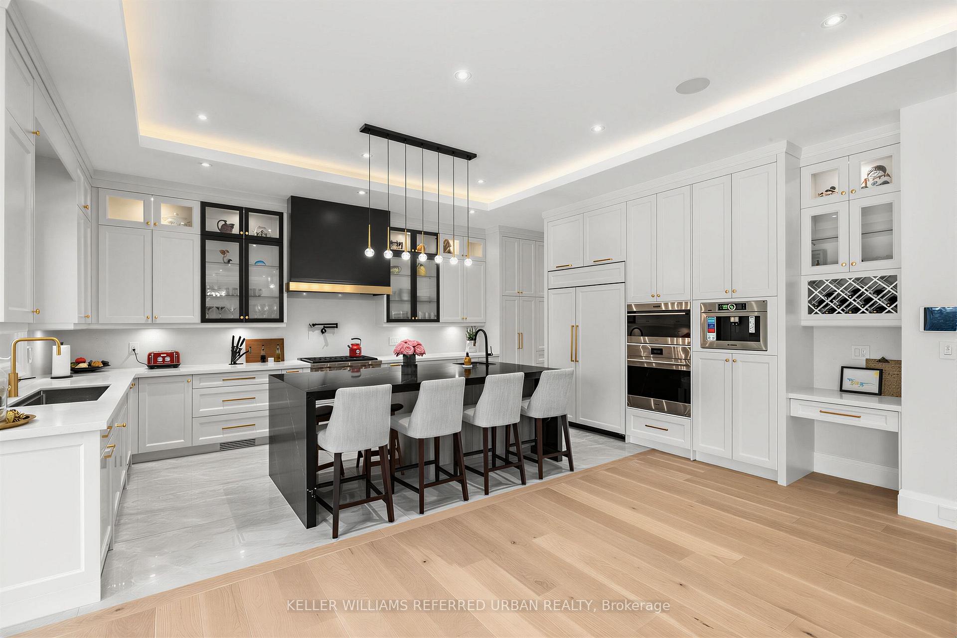 Photo 19 of 130 Upper Canada Drive, North York, St. Andrew-Windfields — HOMEH