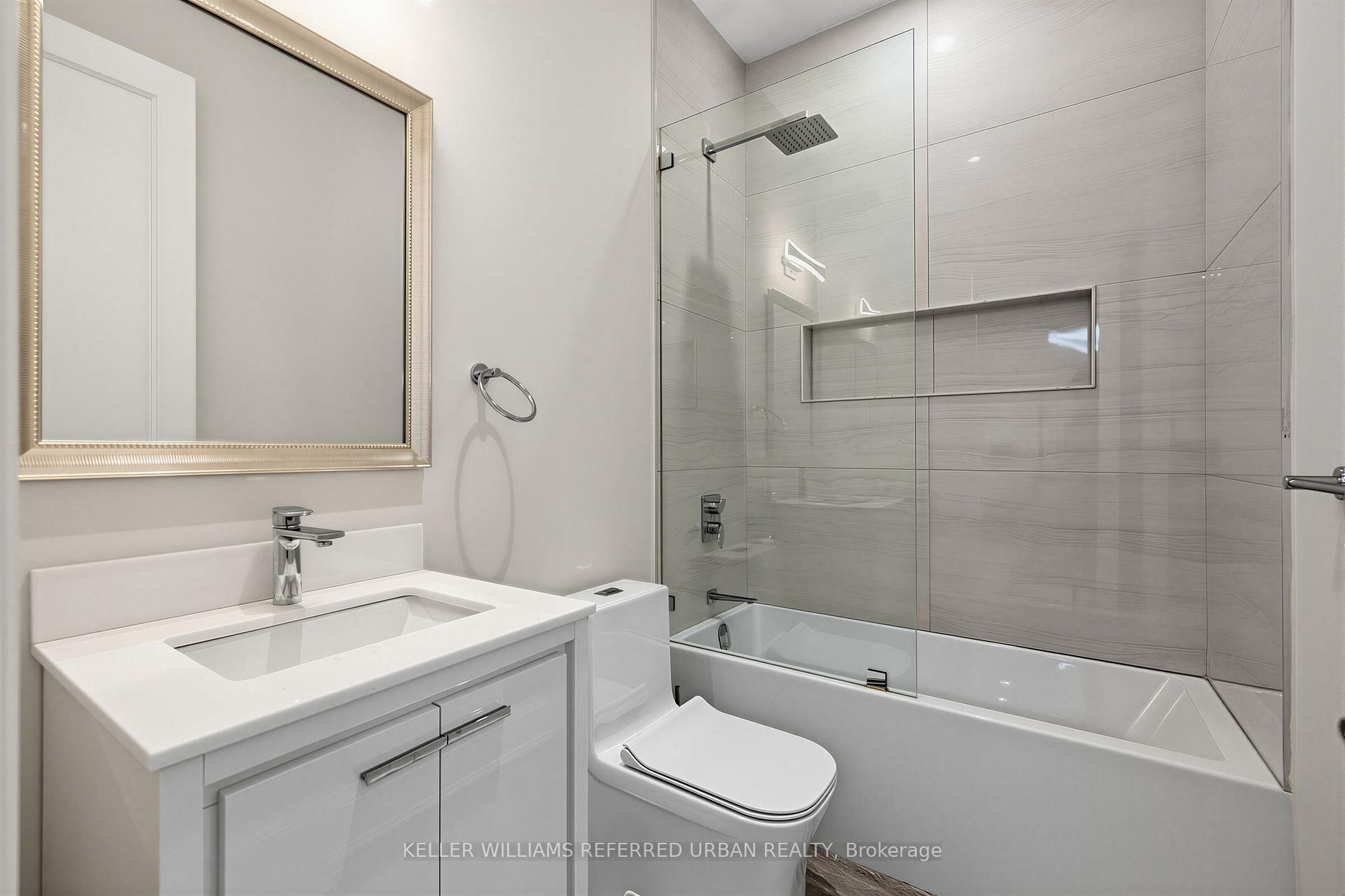 Photo 32 of 130 Upper Canada Drive, North York, St. Andrew-Windfields — HOMEH