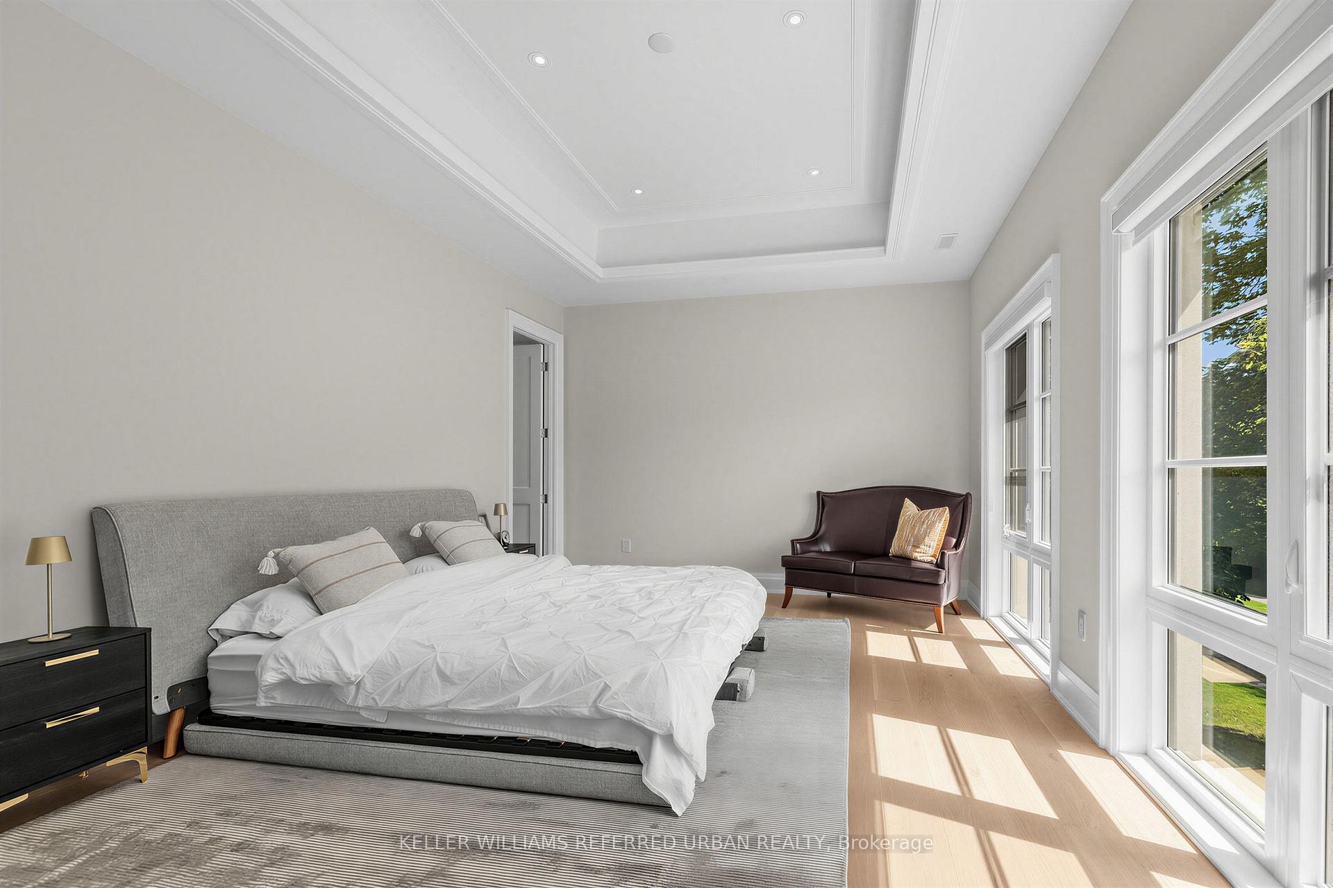 Photo 33 of 130 Upper Canada Drive, North York, St. Andrew-Windfields — HOMEH