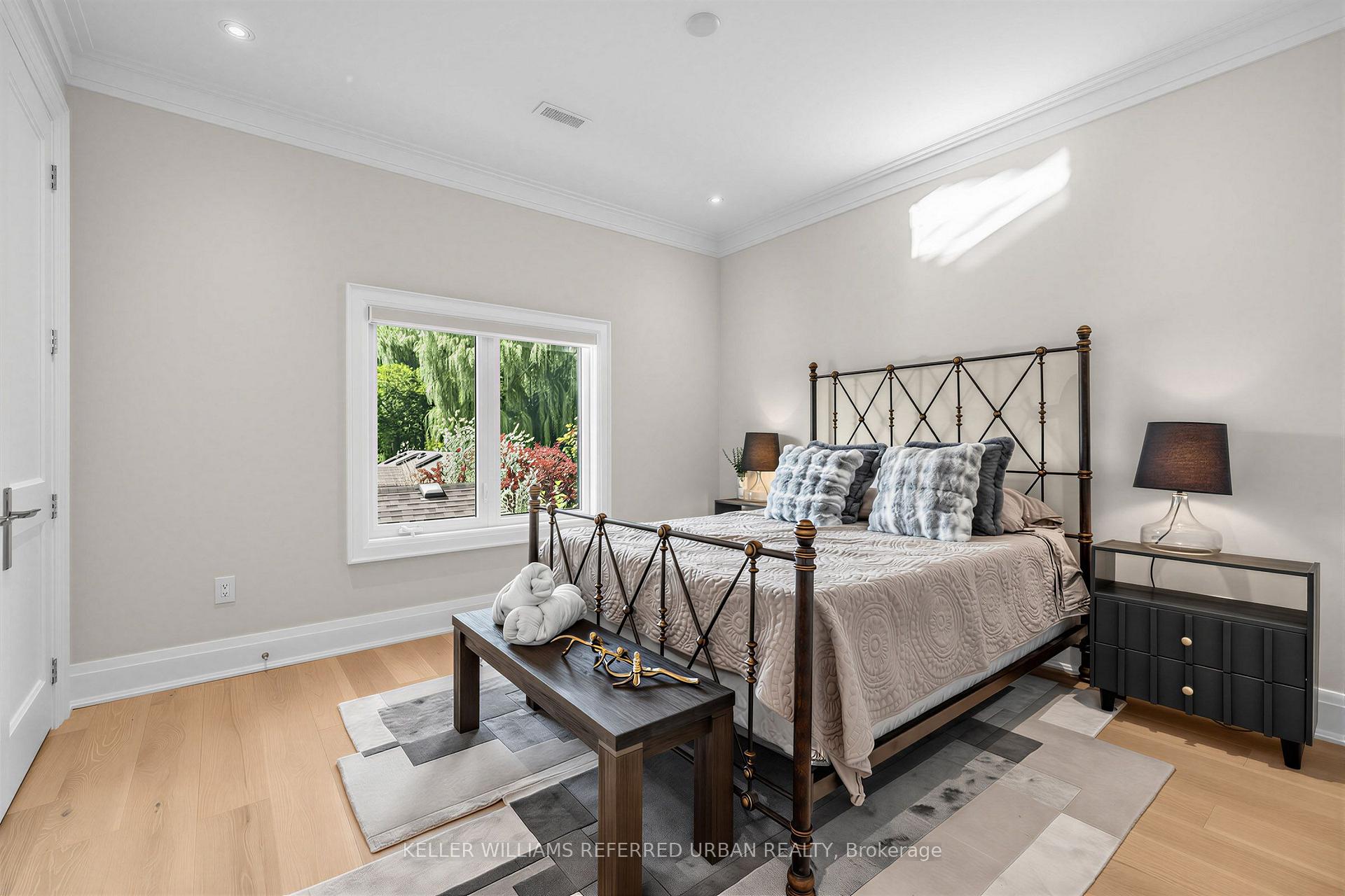 Photo 35 of 130 Upper Canada Drive, North York, St. Andrew-Windfields — HOMEH