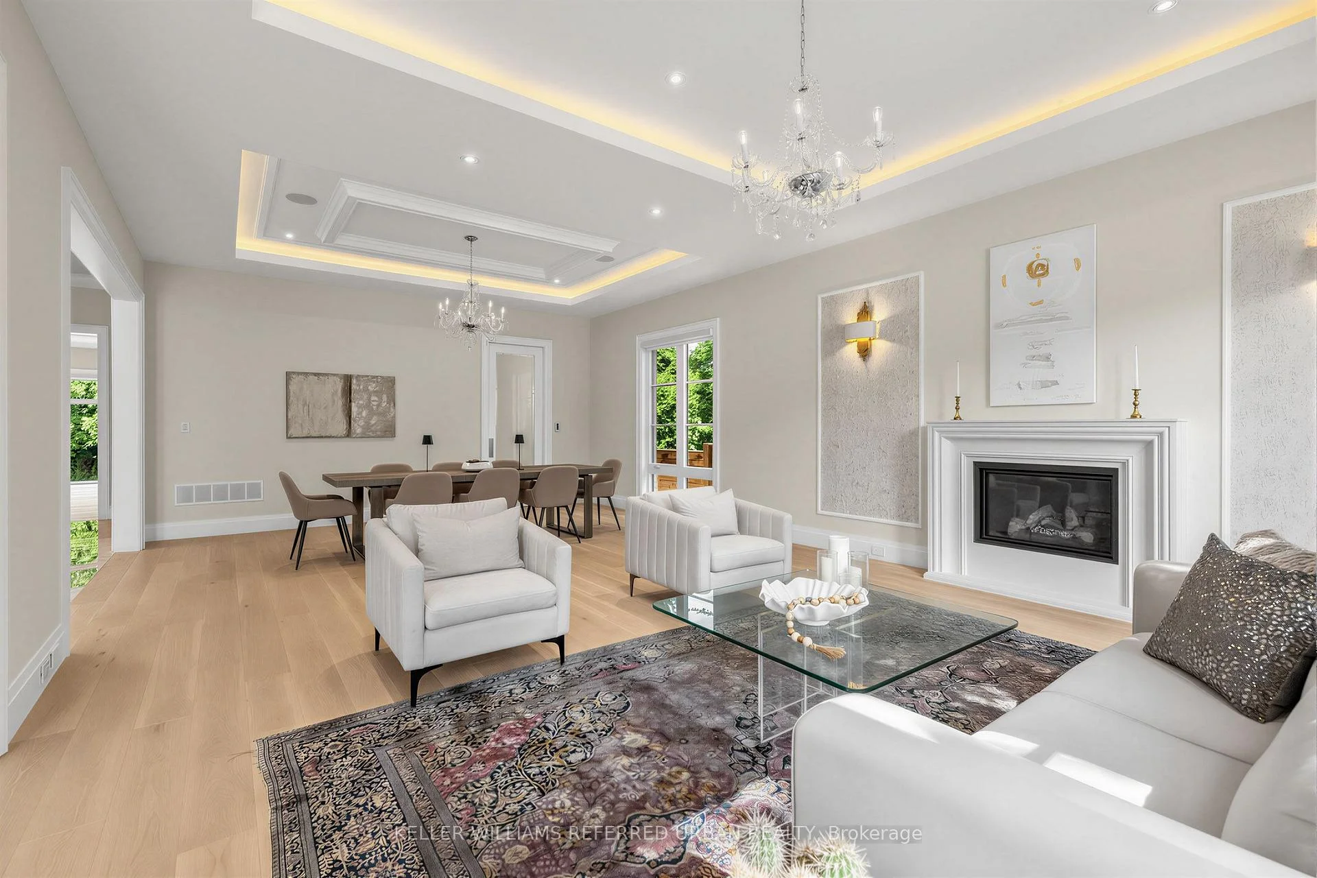 Photo 8 of 130 Upper Canada Drive, North York, St. Andrew-Windfields — HOMEH