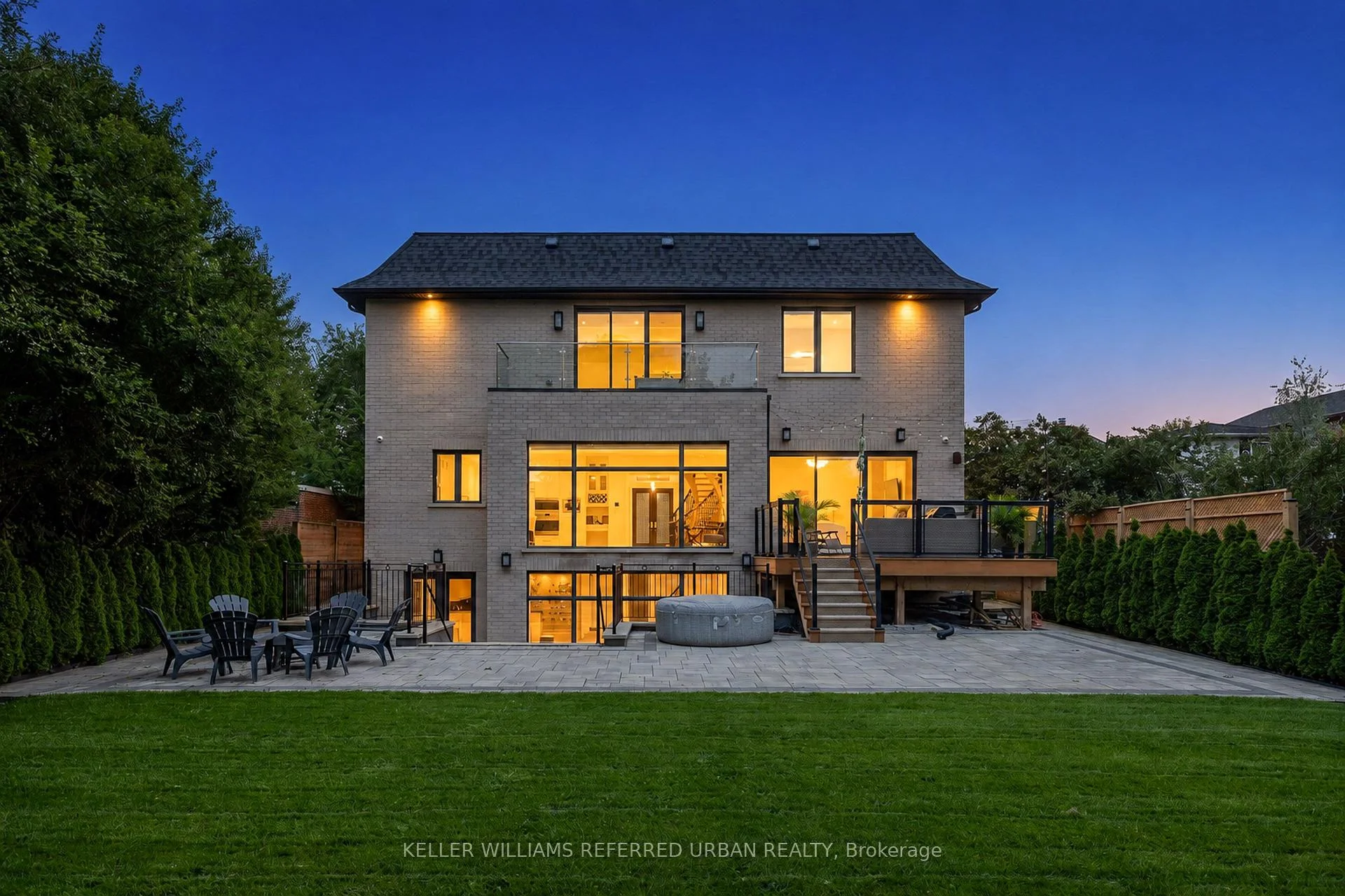 Photo 45 of 130 Upper Canada Drive, North York, St. Andrew-Windfields — HOMEH