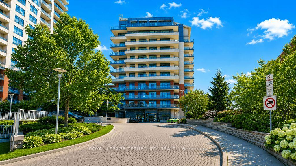 Front of Unit 202, 35 Fontenay Court
