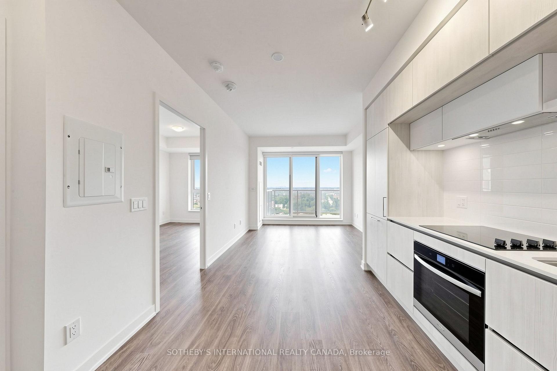 Photo 4 of Unit 1223, 2 David Eyer Road, Richmond Hill, Rural Richmond Hill — HOMEH