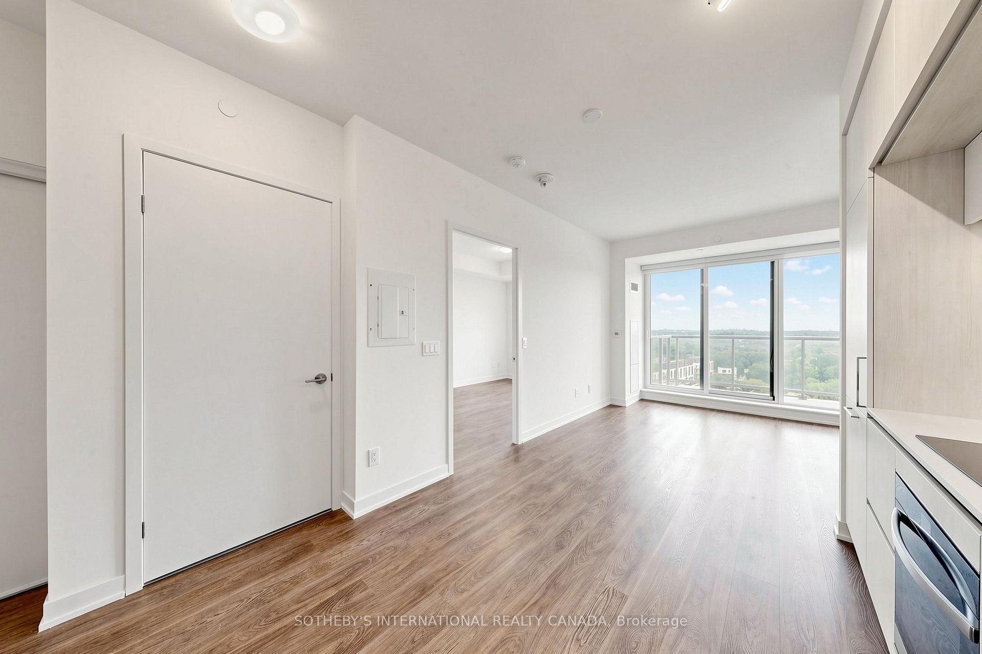 Photo 5 of Unit 1223, 2 David Eyer Road, Richmond Hill, Rural Richmond Hill — HOMEH