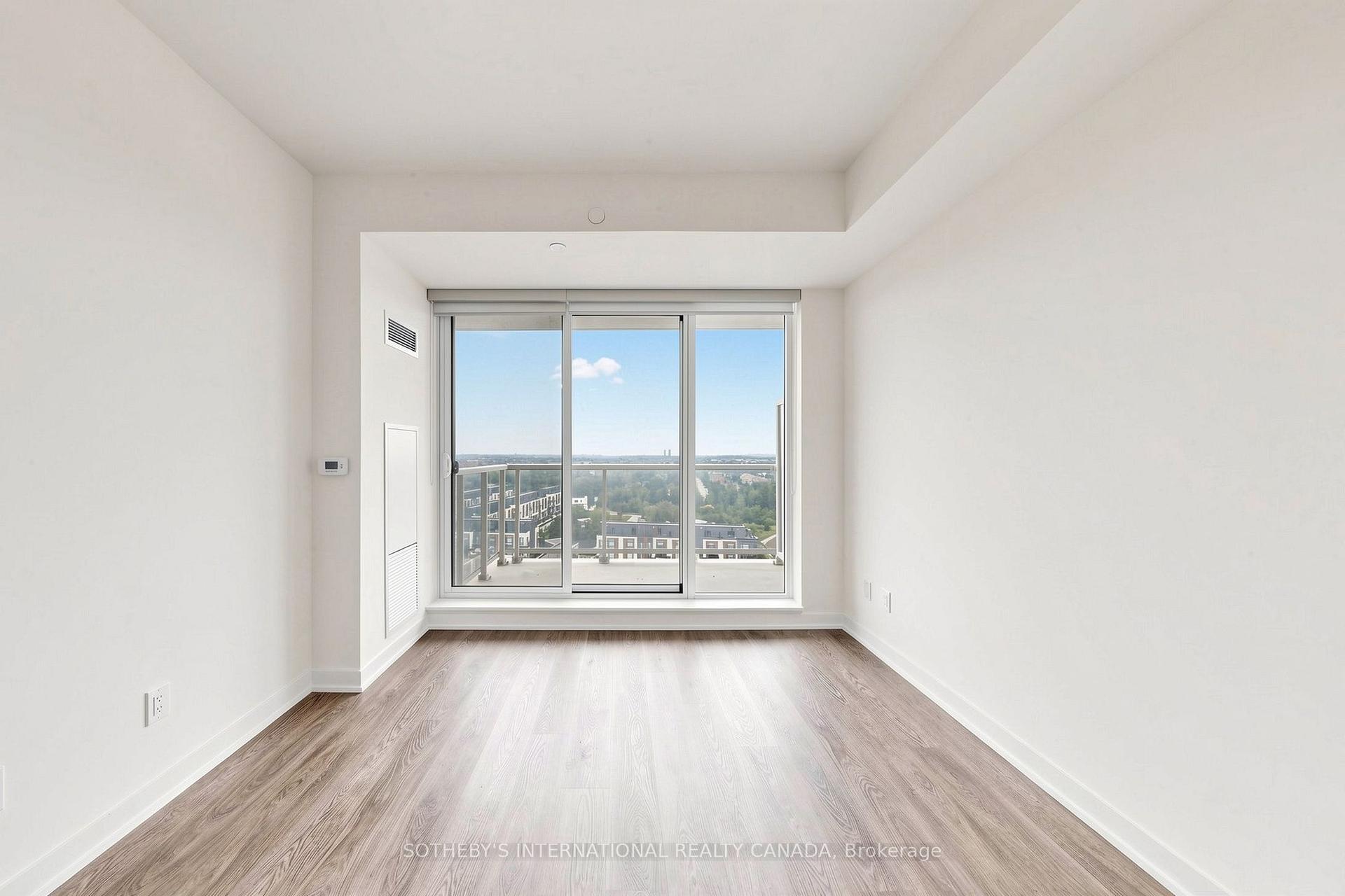 Photo 6 of Unit 1223, 2 David Eyer Road, Richmond Hill, Rural Richmond Hill — HOMEH
