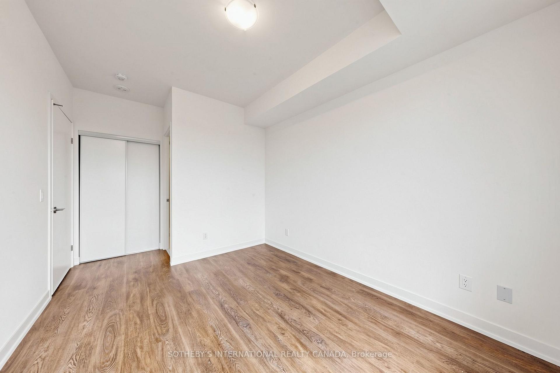Photo 7 of Unit 1223, 2 David Eyer Road, Richmond Hill, Rural Richmond Hill — HOMEH