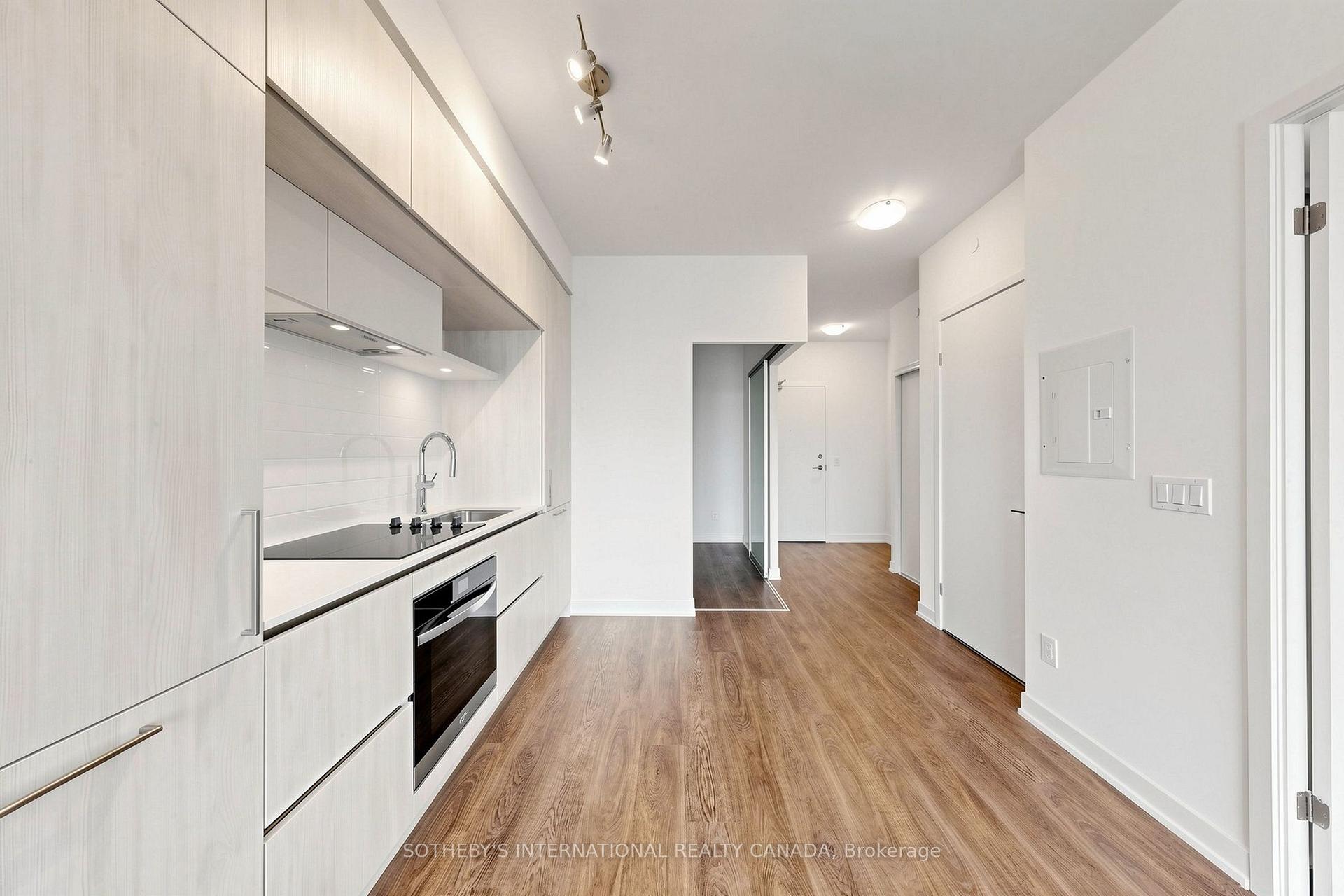 Photo 12 of Unit 1223, 2 David Eyer Road, Richmond Hill, Rural Richmond Hill — HOMEH