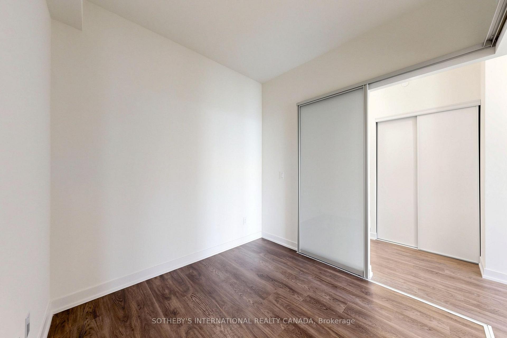 Photo 14 of Unit 1223, 2 David Eyer Road, Richmond Hill, Rural Richmond Hill — HOMEH