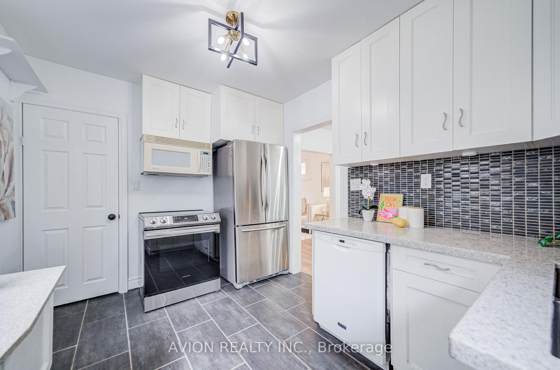 Photo 11 of 225 Clarke Street, Oshawa, Central — HOMEH