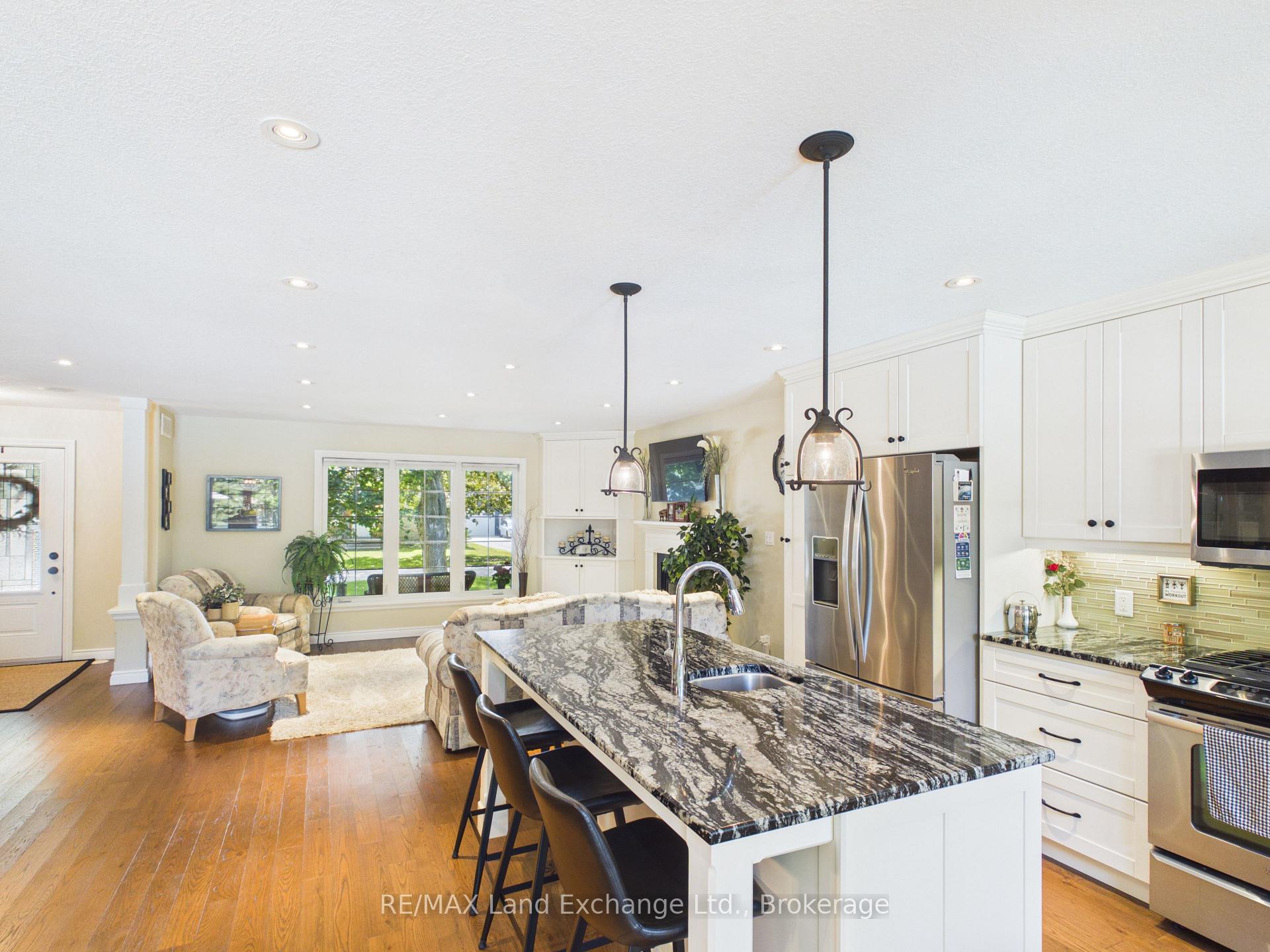 Photo 10 of 7 Mcgill Street, Huron-Kinloss — HOMEH