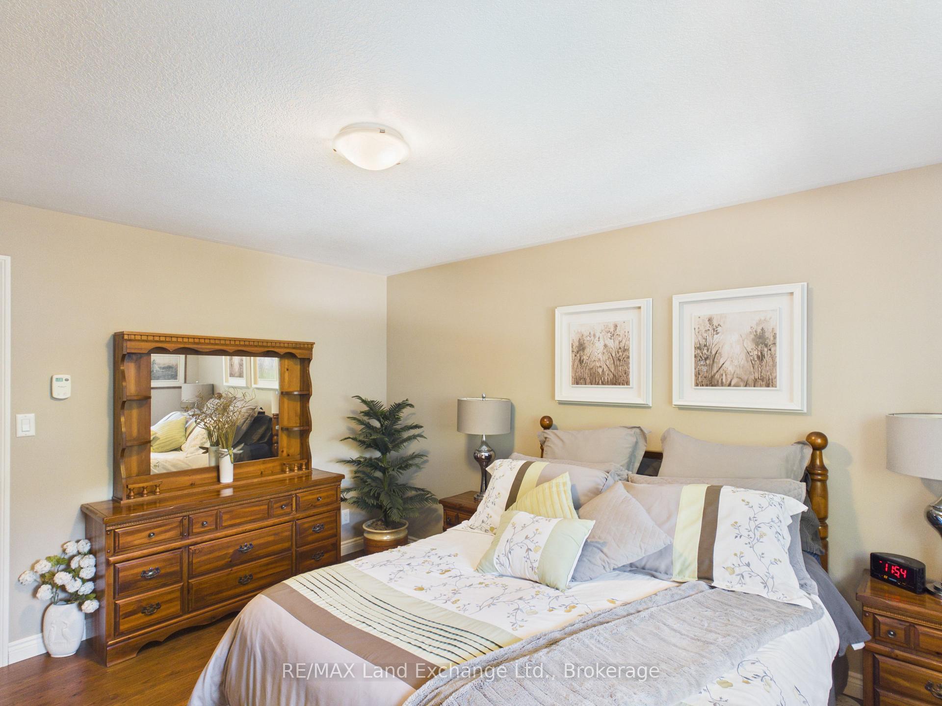 Photo 16 of 7 Mcgill Street, Huron-Kinloss — HOMEH
