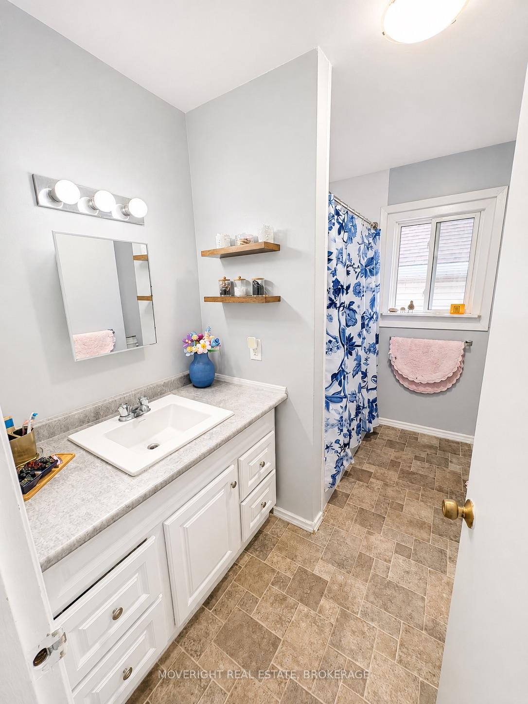 Photo 1 of Unit Unit 3, 24 Ottawa Street, St. Catharines, Downtown — HOMEH