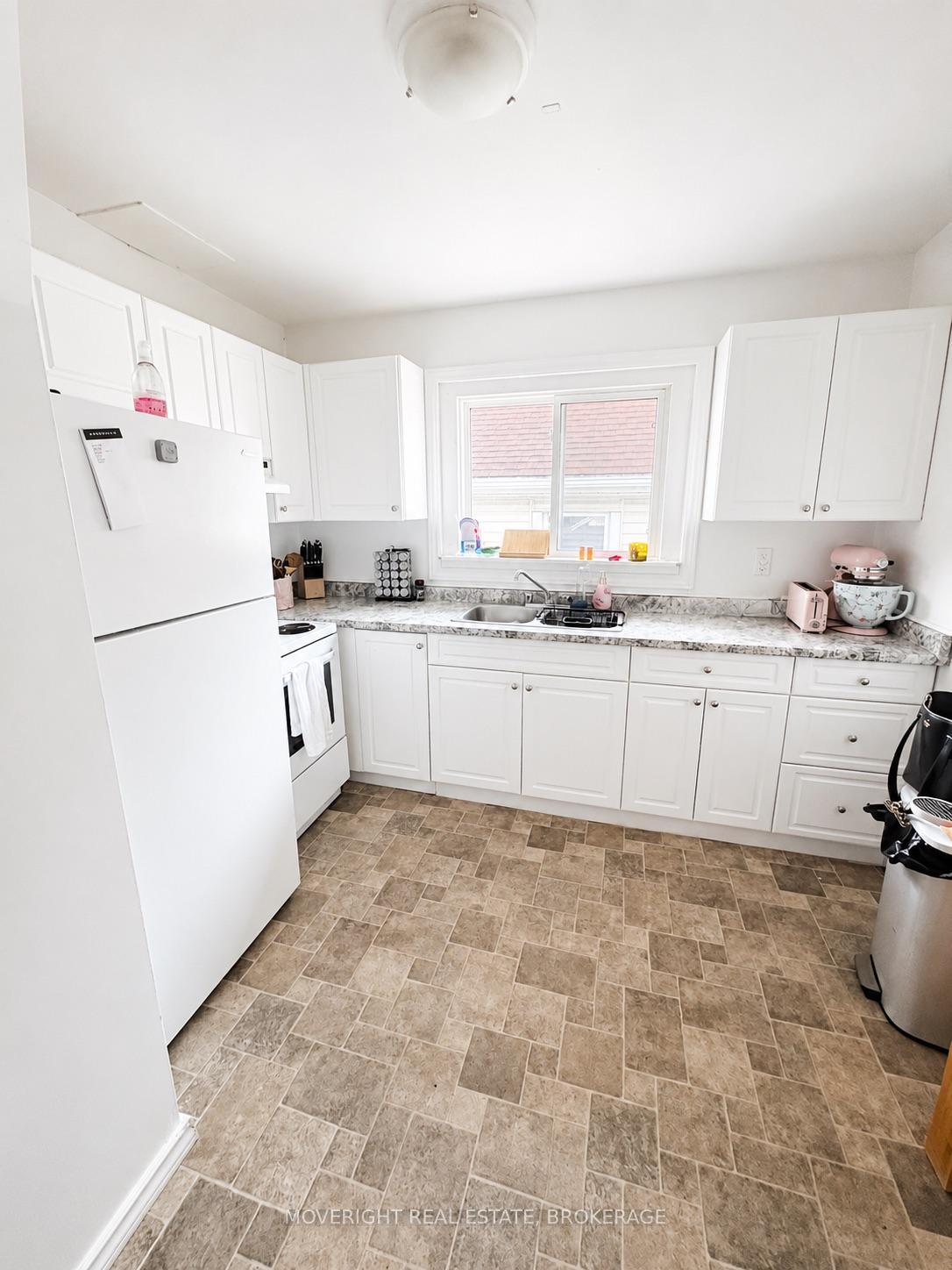 Photo 3 of Unit Unit 3, 24 Ottawa Street, St. Catharines, Downtown — HOMEH