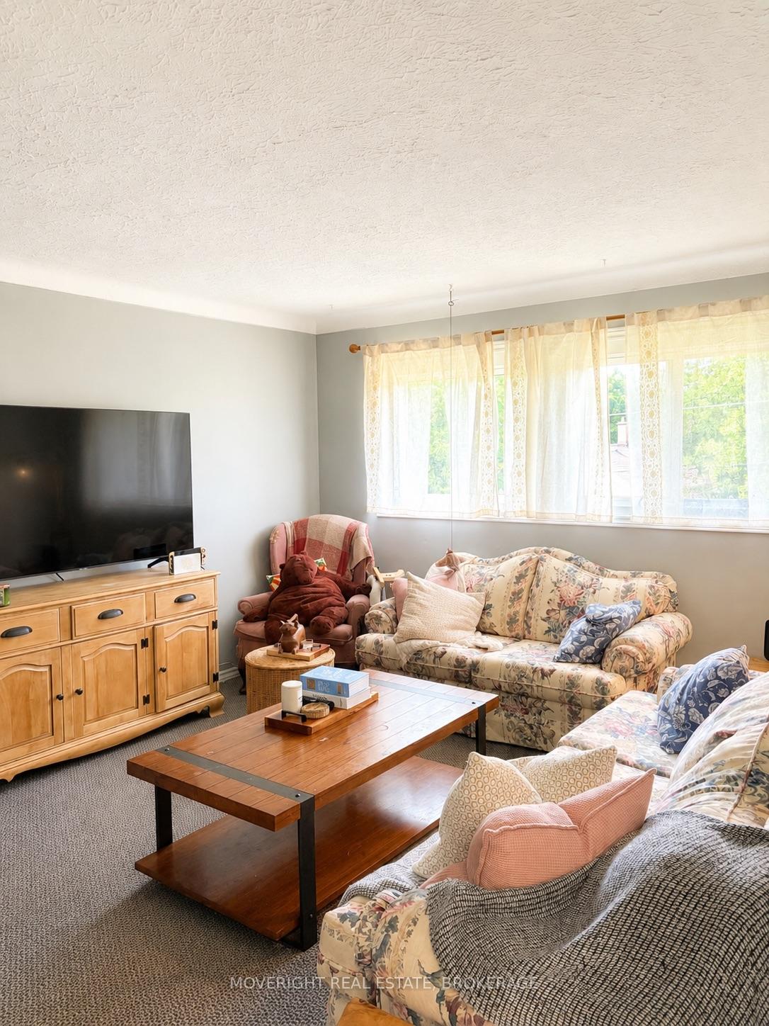Photo 6 of Unit Unit 3, 24 Ottawa Street, St. Catharines, Downtown — HOMEH