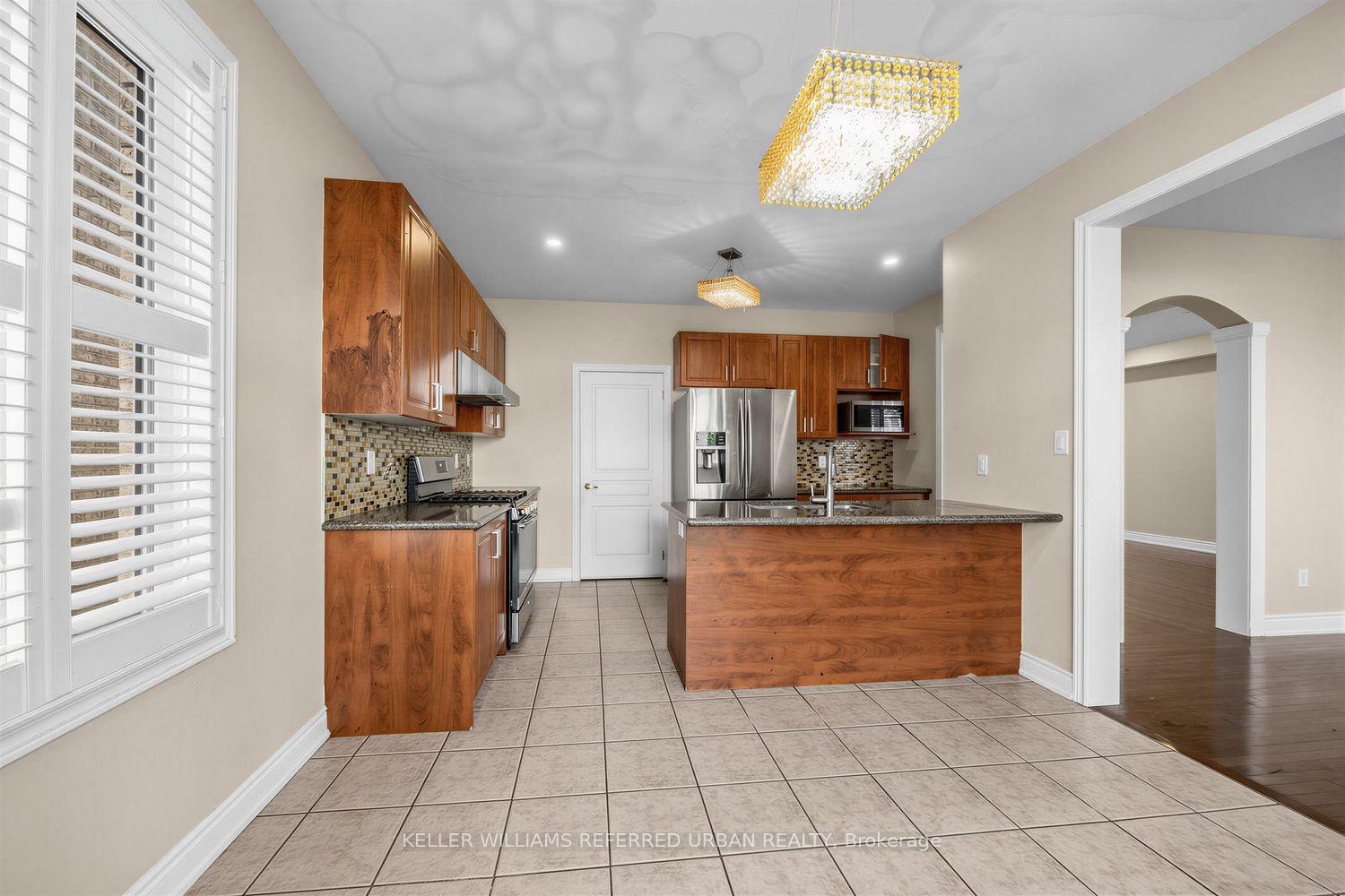Photo 17 of 30 Deseronto Street, Brampton, Credit Valley — HOMEH