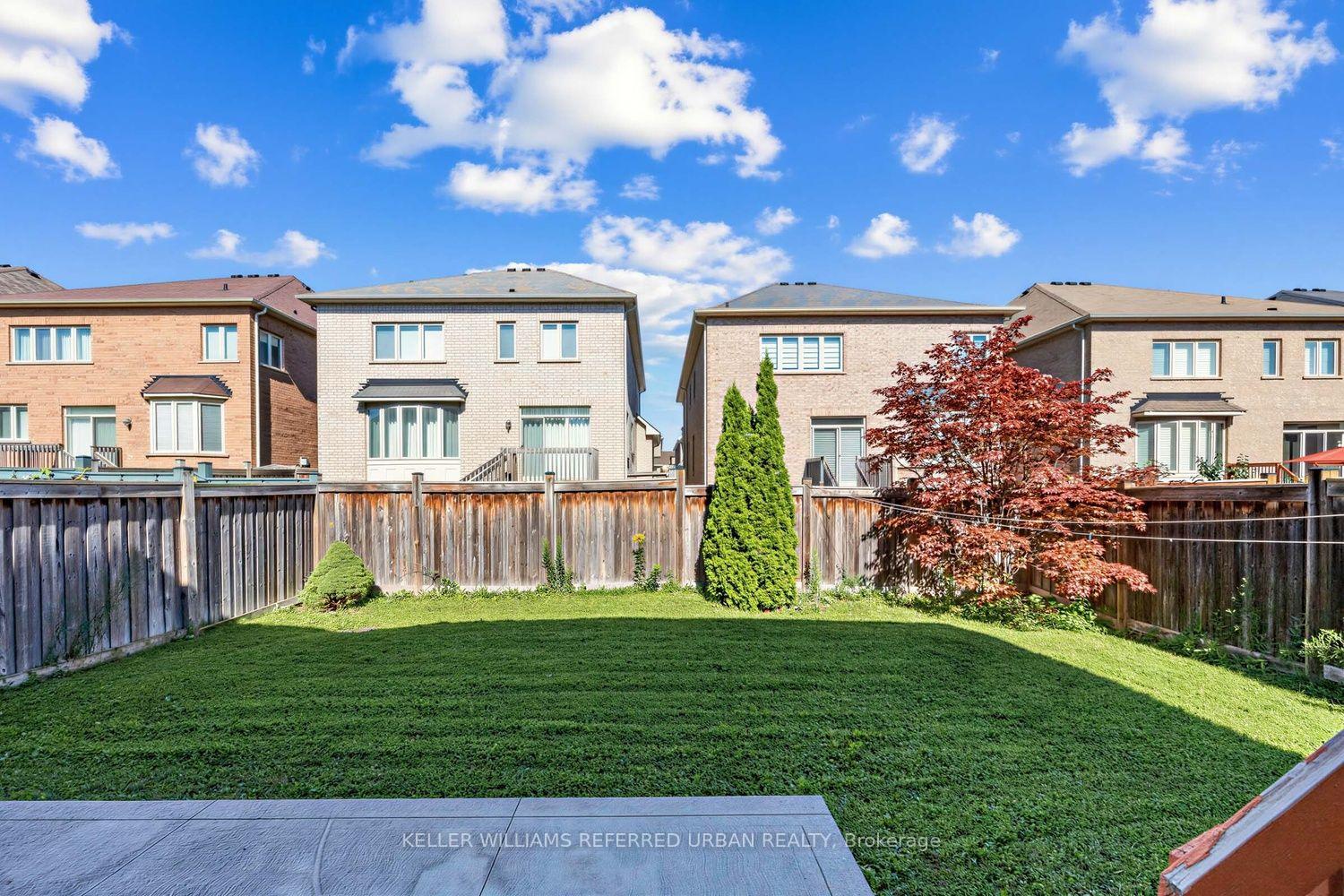 Photo 41 of 30 Deseronto Street, Brampton, Credit Valley — HOMEH
