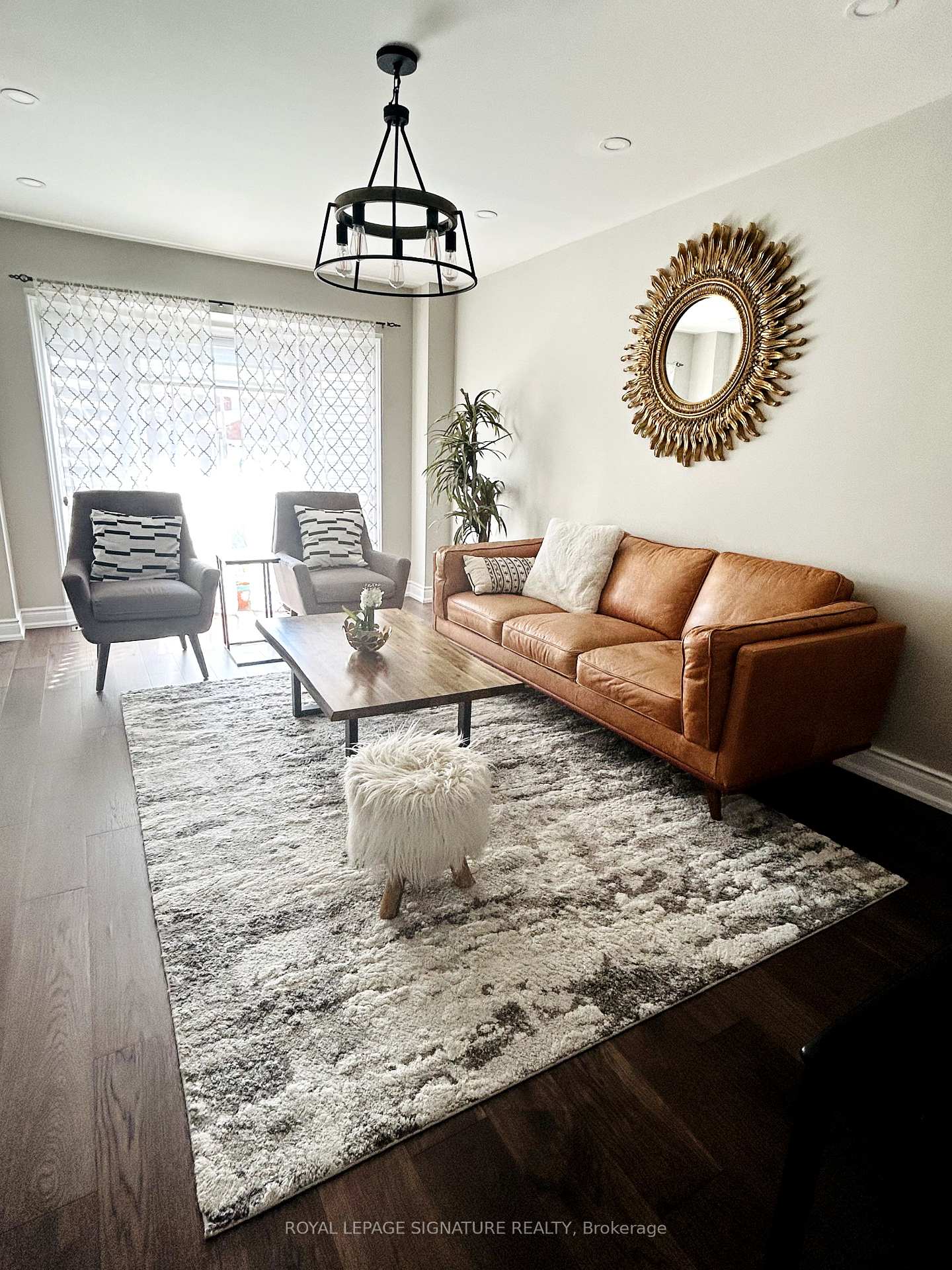 Photo 3 of Unit Upper, 2951 Kingsway Drive, Oakville, Clearview — HOMEH