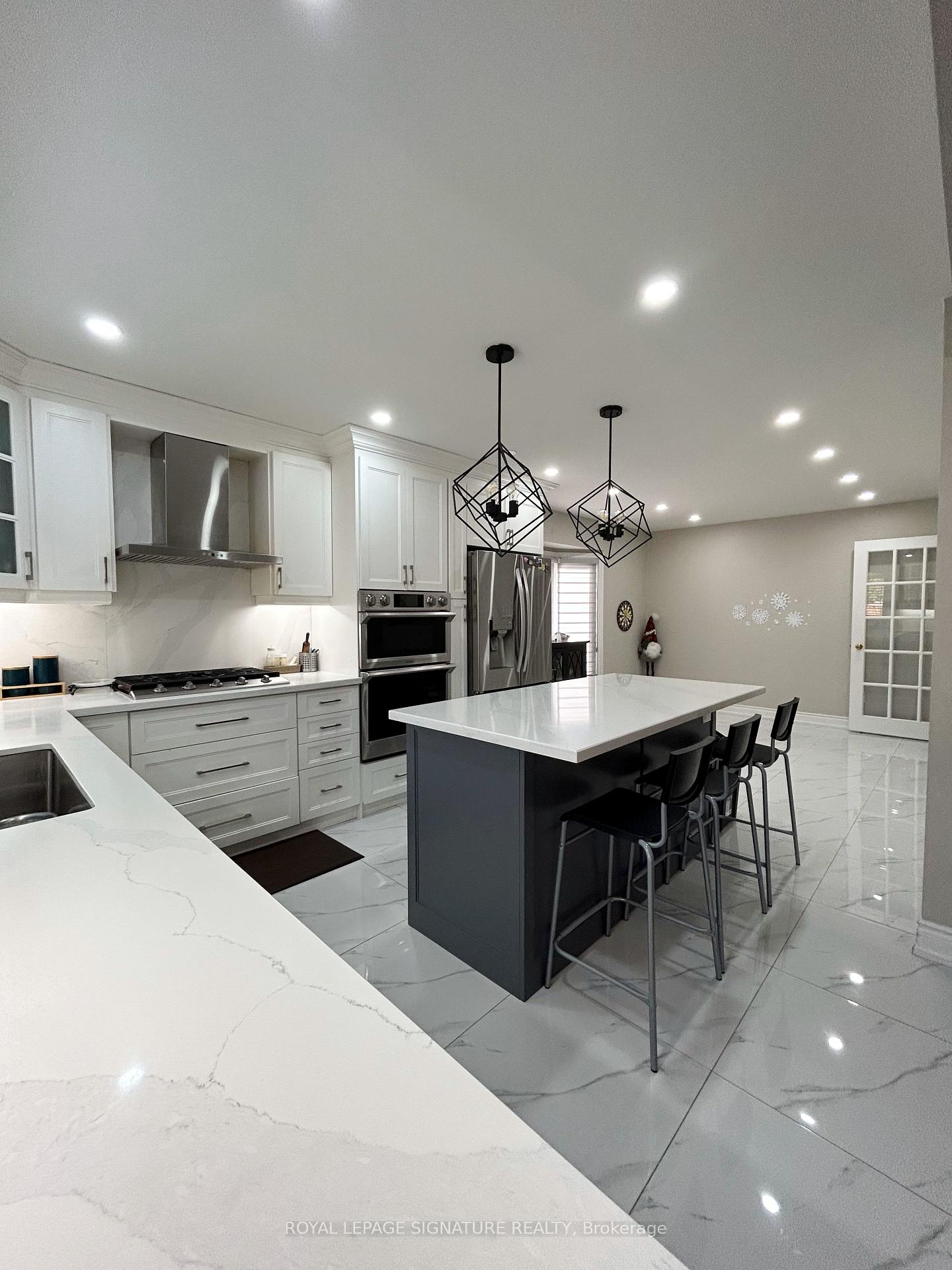 Photo 8 of Unit Upper, 2951 Kingsway Drive, Oakville, Clearview — HOMEH