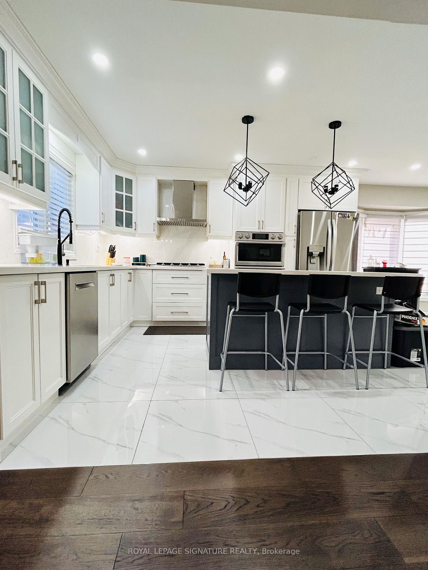 Photo 10 of Unit Upper, 2951 Kingsway Drive, Oakville, Clearview — HOMEH