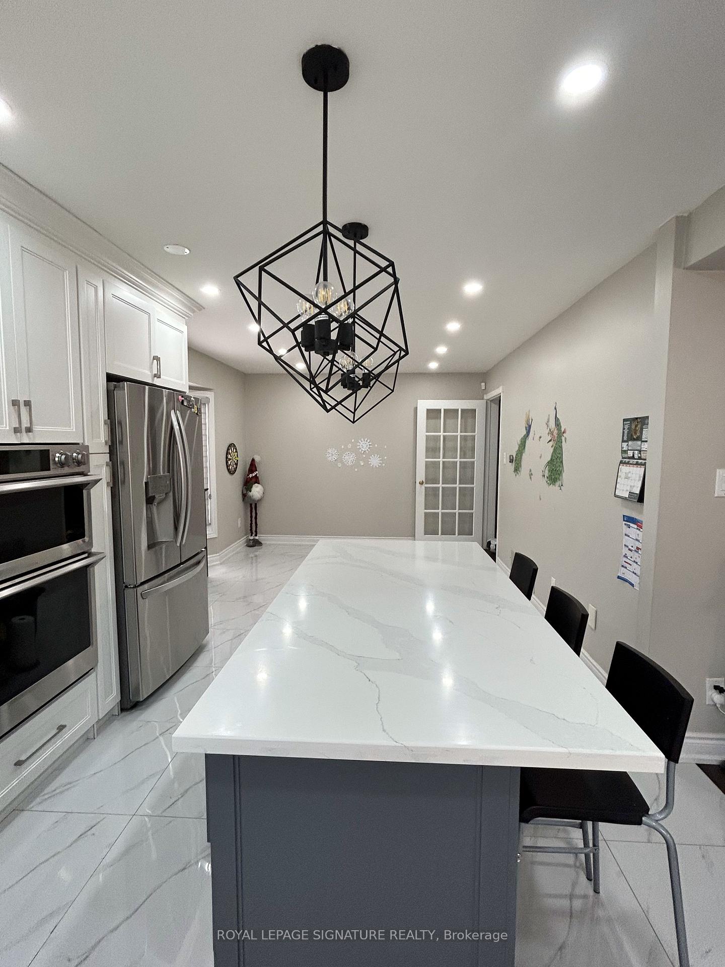 Photo 13 of Unit Upper, 2951 Kingsway Drive, Oakville, Clearview — HOMEH