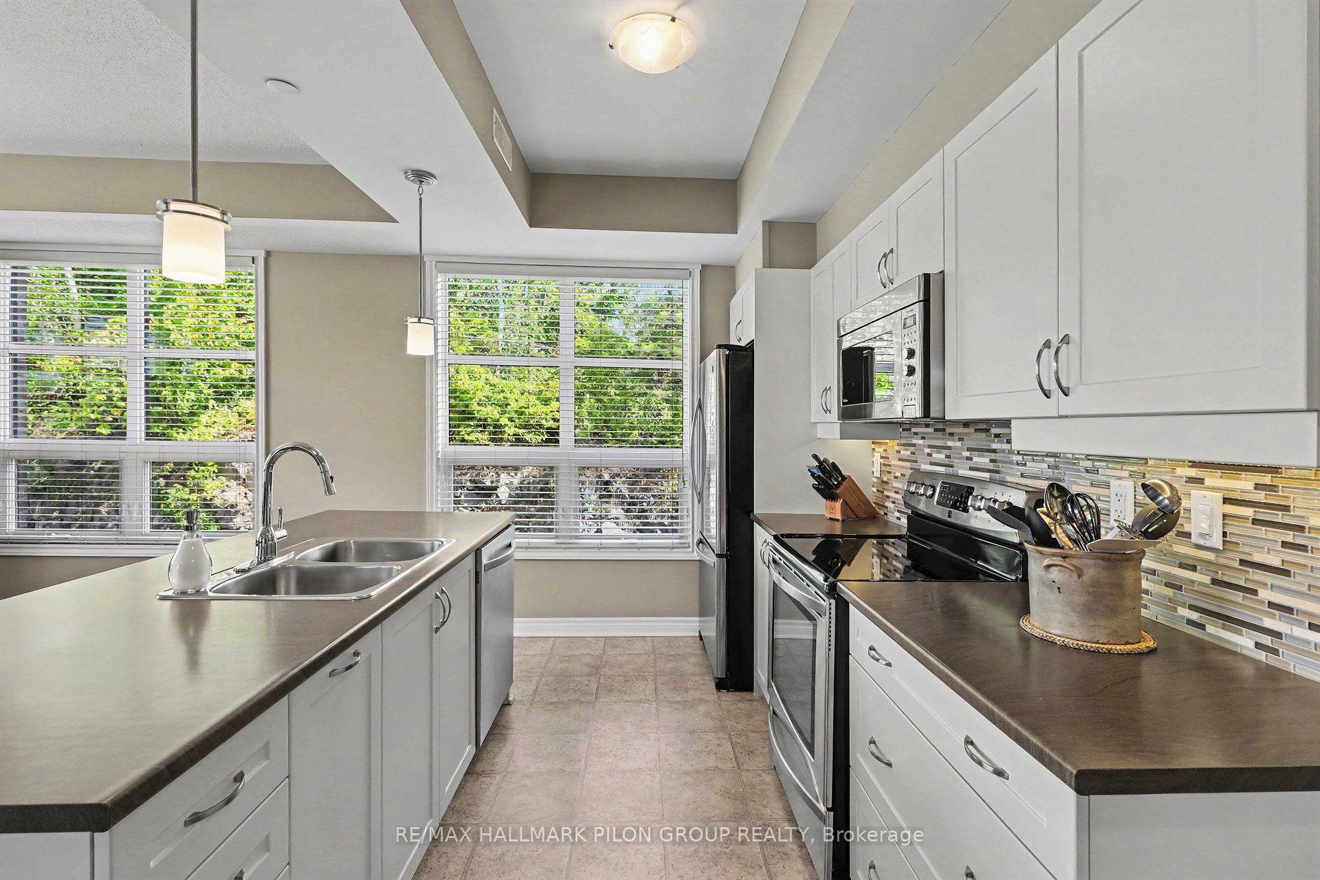 Photo 4 of Unit 301, 230 Titanium Private, Ottawa, Convent Glen North — HOMEH