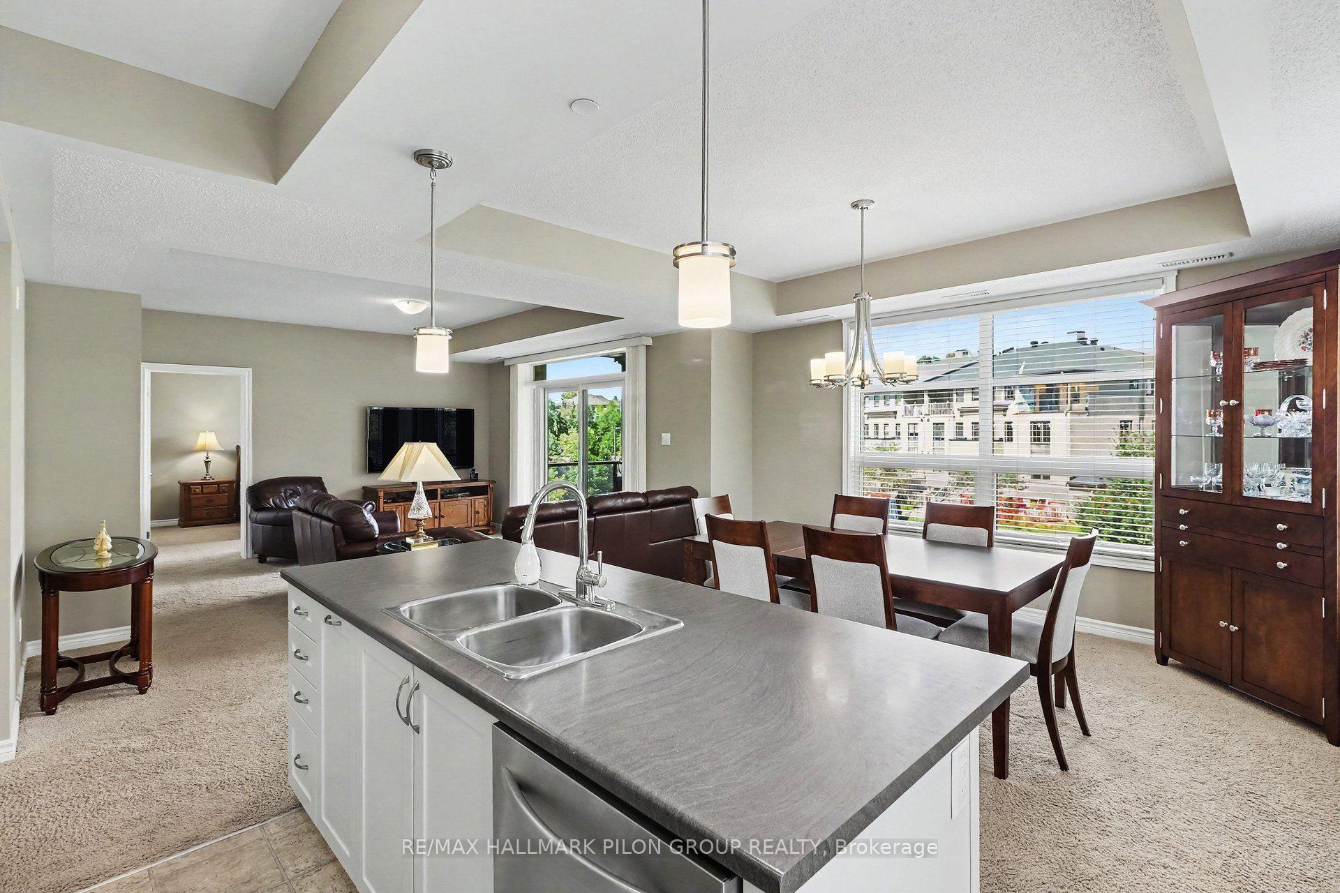 Photo 5 of Unit 301, 230 Titanium Private, Ottawa, Convent Glen North — HOMEH