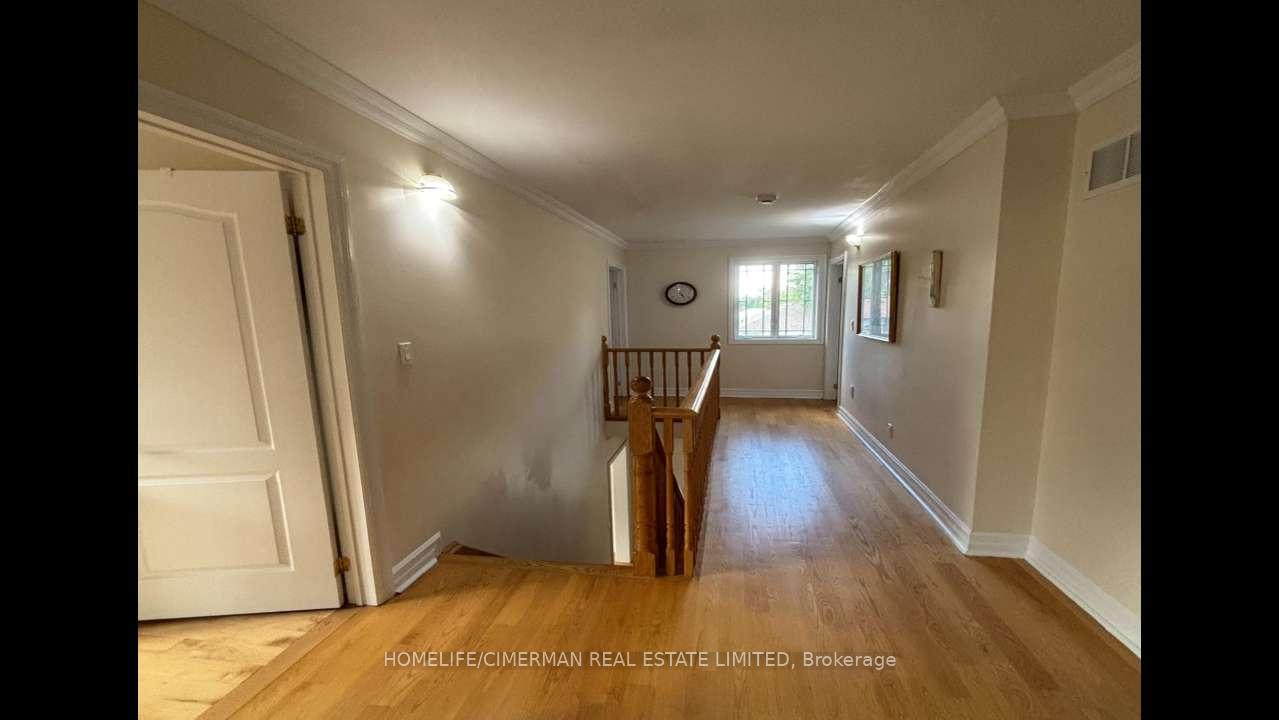 Photo 45 of 43 Riverlea Drive, Etobicoke, Humber Heights — HOMEH