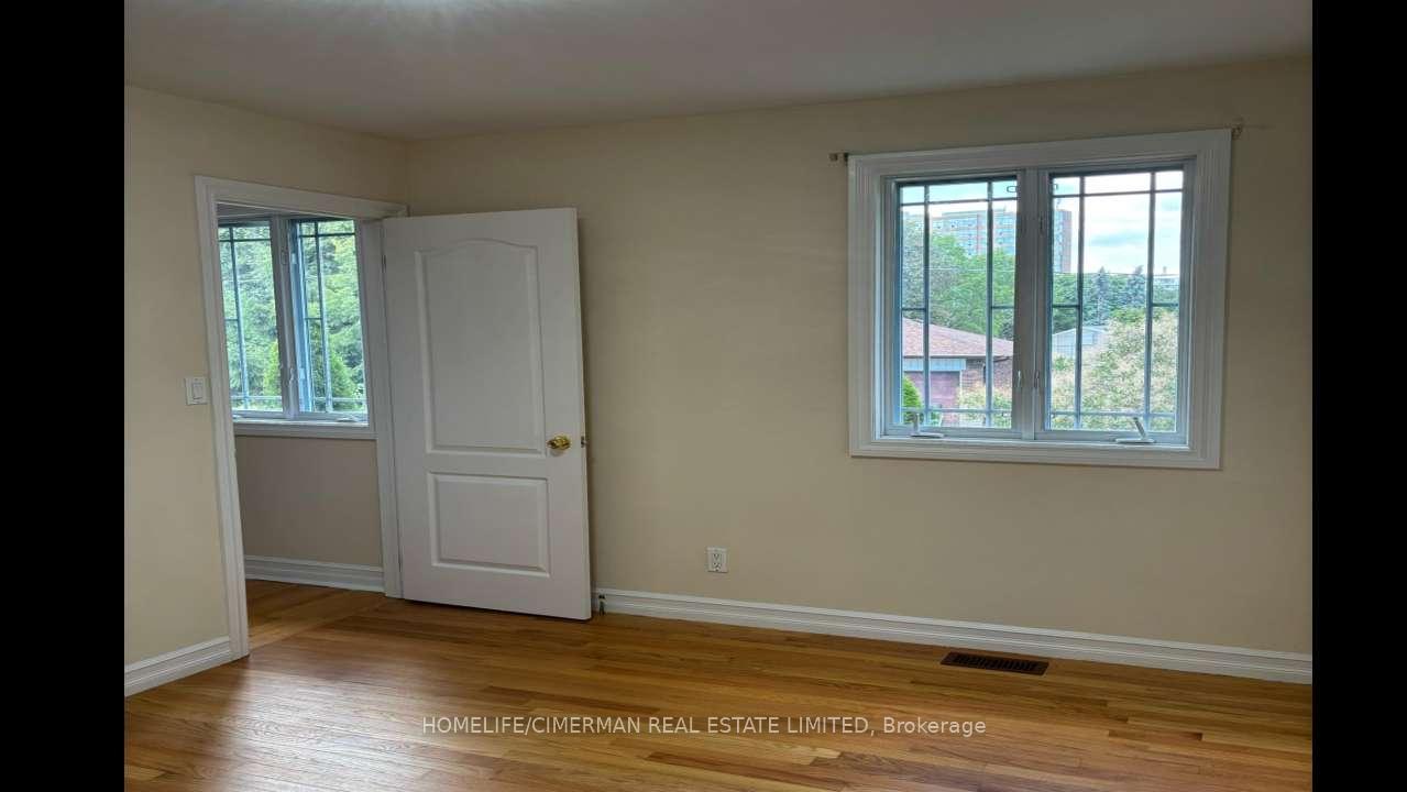 Photo 55 of 43 Riverlea Drive, Etobicoke, Humber Heights — HOMEH