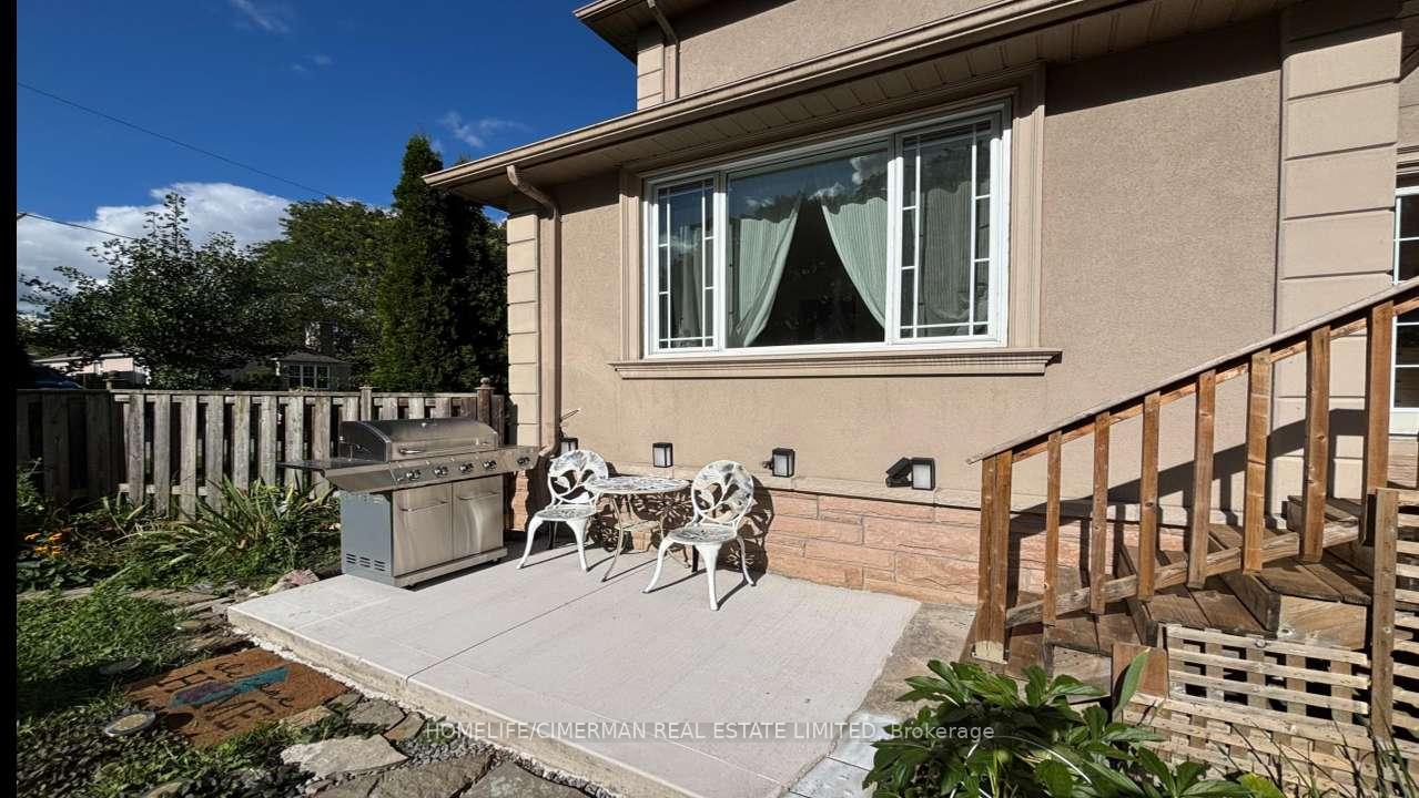 Photo 76 of 43 Riverlea Drive, Etobicoke, Humber Heights — HOMEH